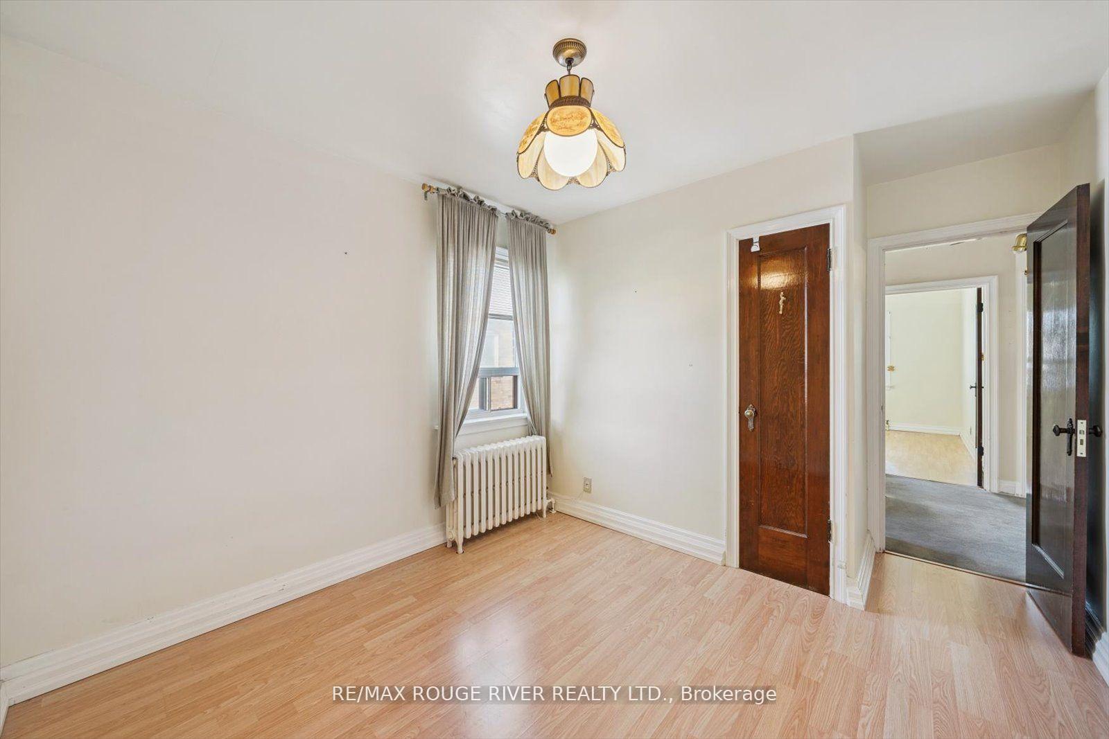 Photo 37 of 424 Oakwood Avenue, Toronto, Oakwood Village — HOMEH