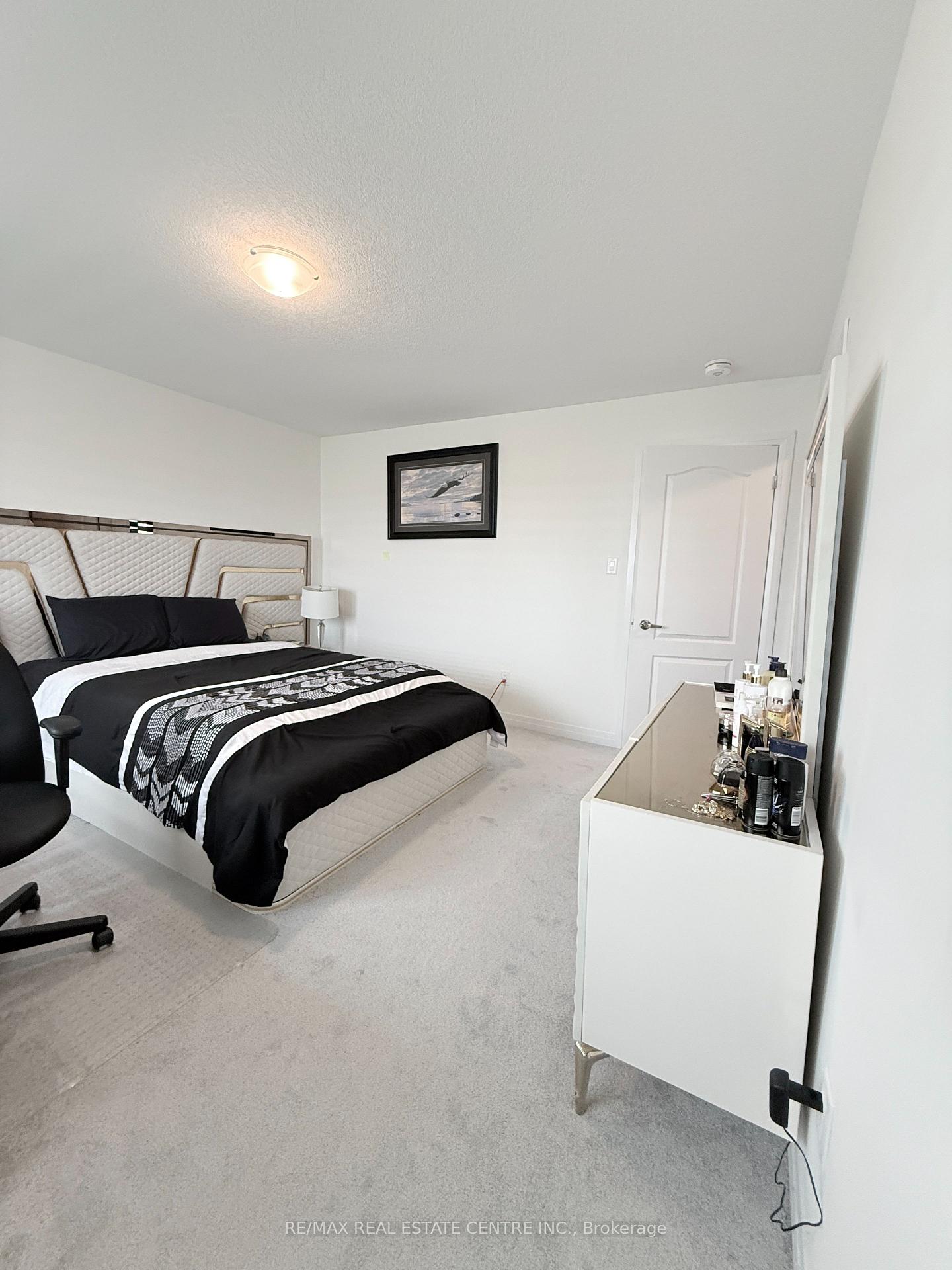 Photo 11 of Unit 31, 31 Niagara Drive E, Thorold, Rolling Meadows — HOMEH
