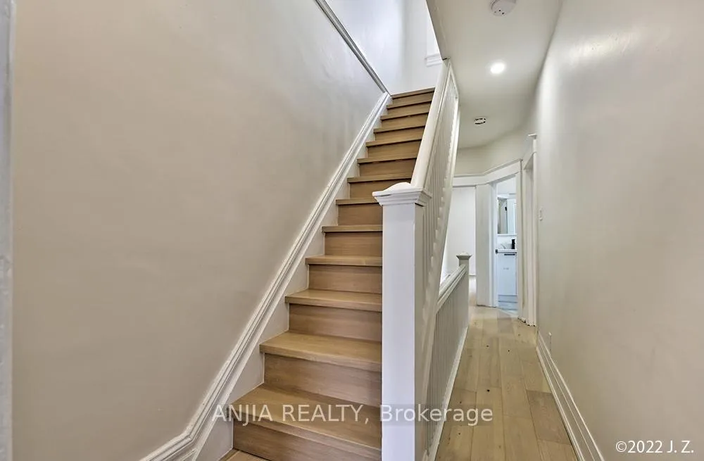 Photo 9 of Unit Upper, 812 Logan Avenue, Toronto, North Riverdale — HOMEH