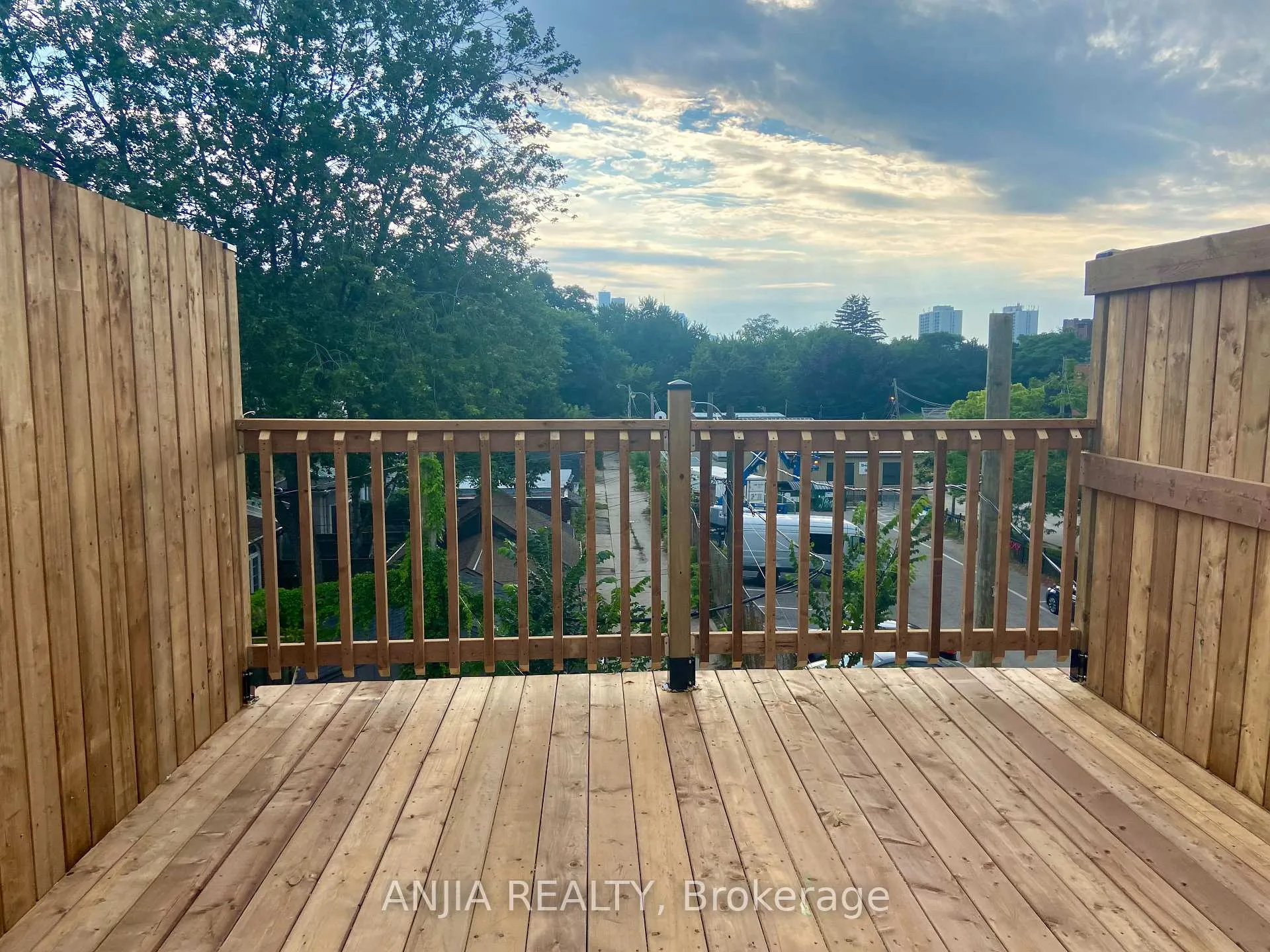 Photo 13 of Unit Upper, 812 Logan Avenue, Toronto, North Riverdale — HOMEH