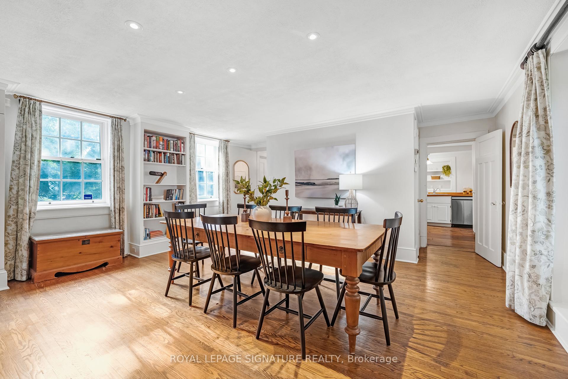 Photo 9 of 22 Beechwood Crescent, Toronto, Broadview North — HOMEH