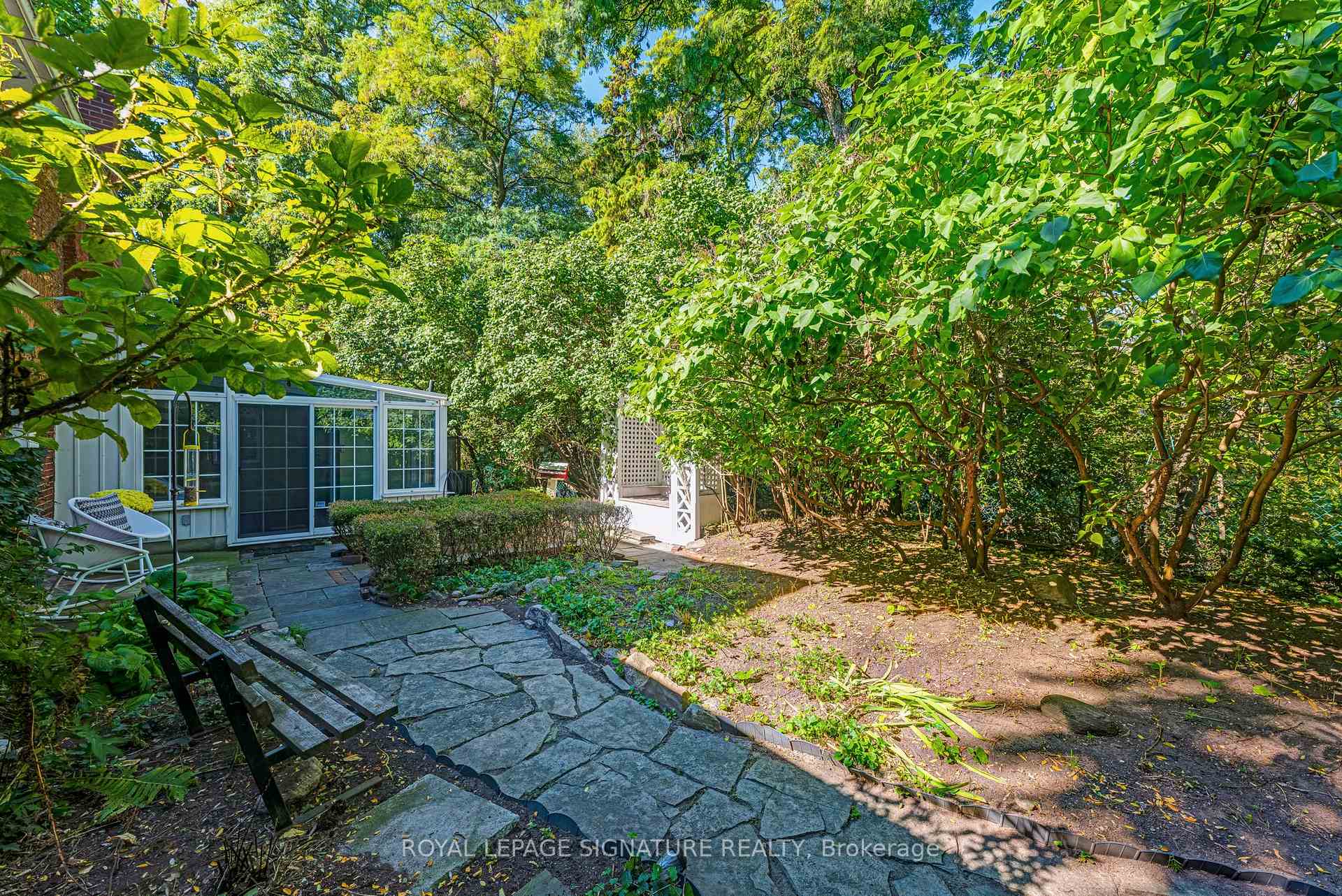 Photo 25 of 22 Beechwood Crescent, Toronto, Broadview North — HOMEH