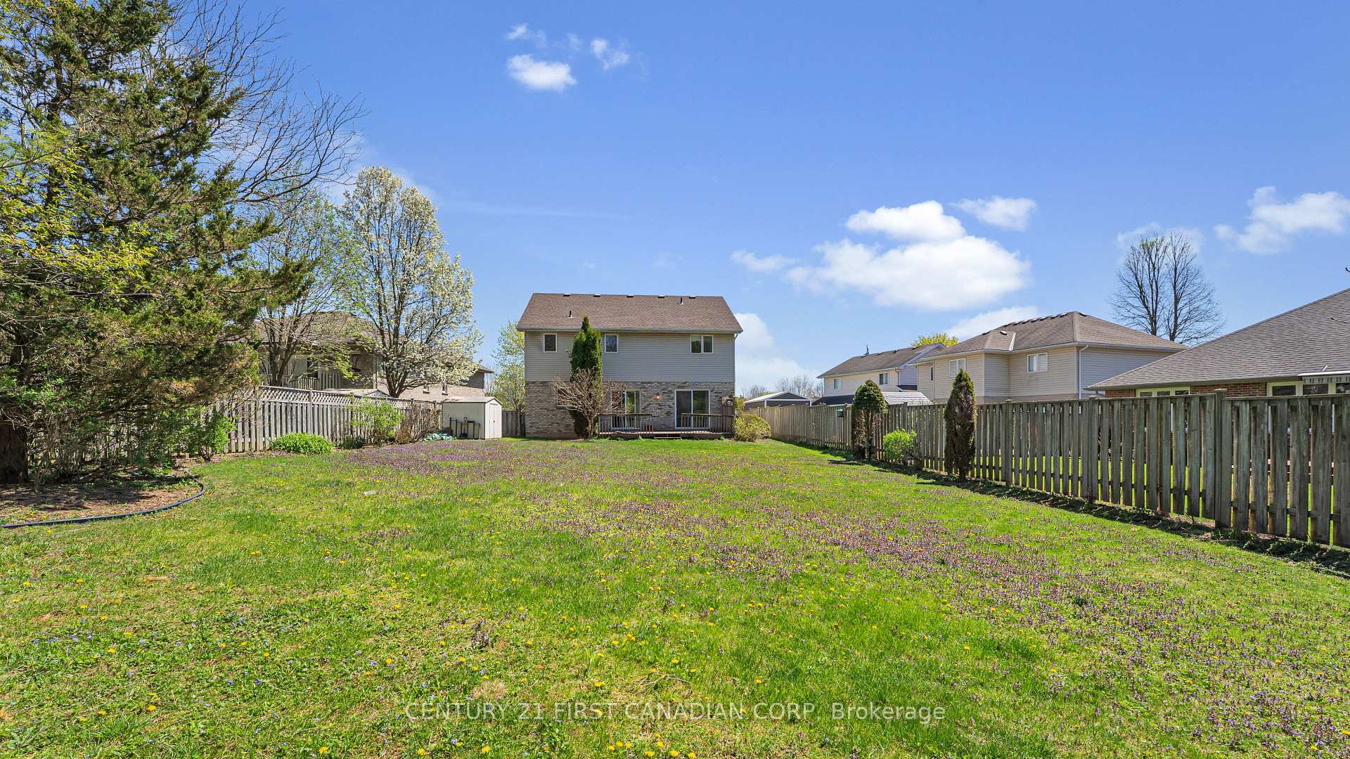 Photo 7 of 9 Deborah Drive, Strathroy-Caradoc, NE — HOMEH