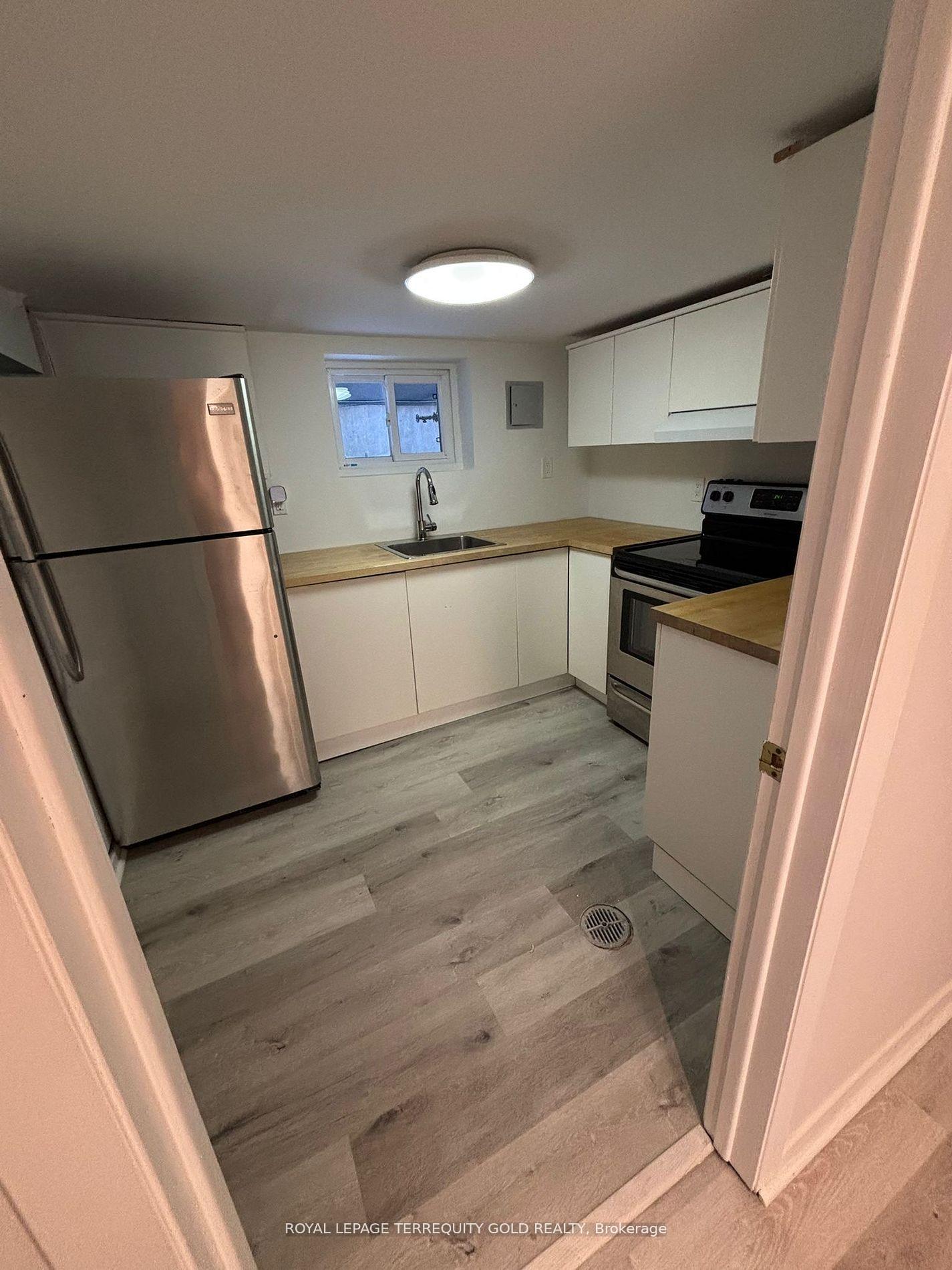 Photo 4 of Unit Lower, 79 Marmot Street, Toronto, Mount Pleasant East — HOMEH