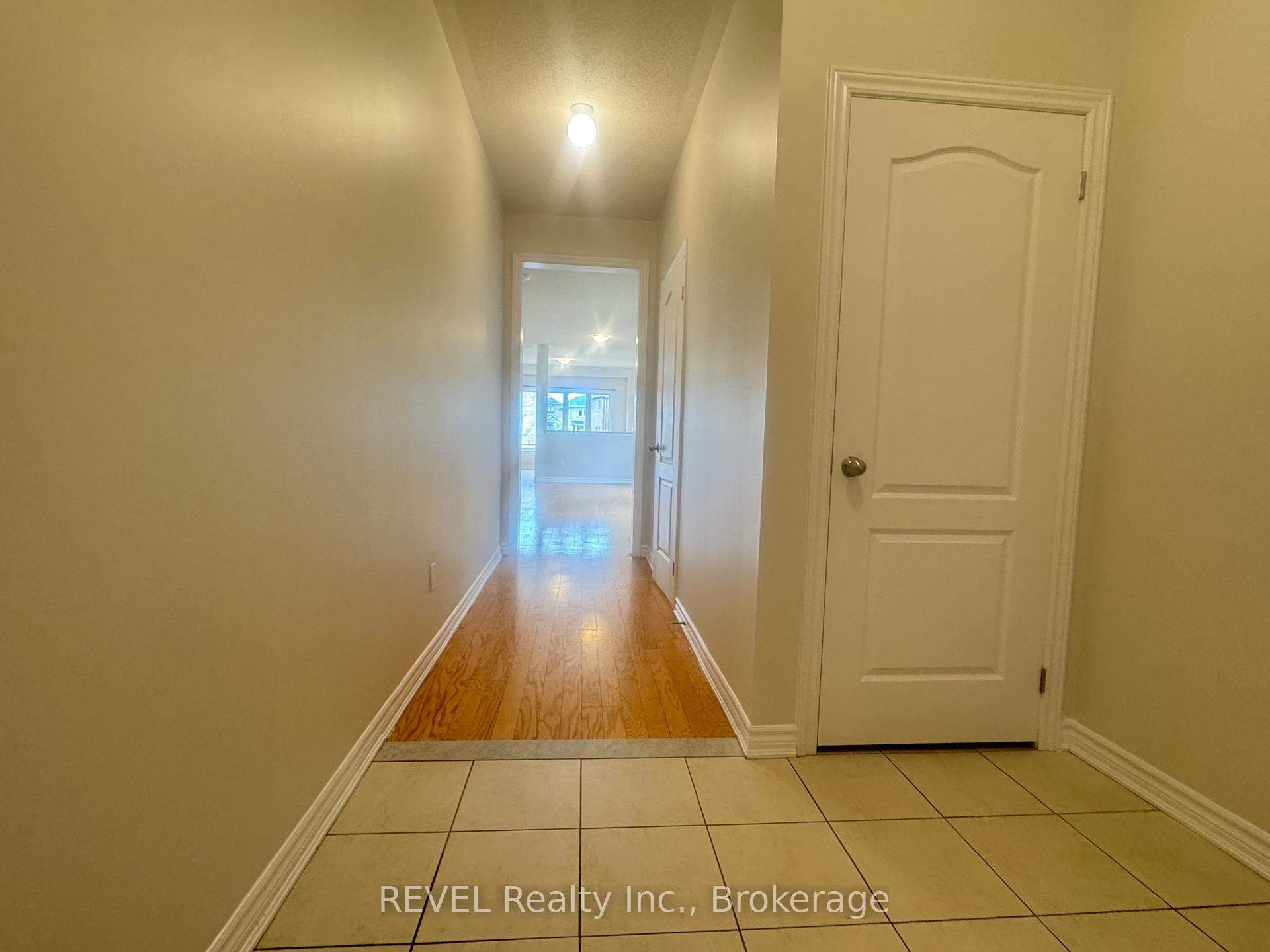 Photo 3 of 30 Baker Street, Thorold, Thorold Downtown — HOMEH