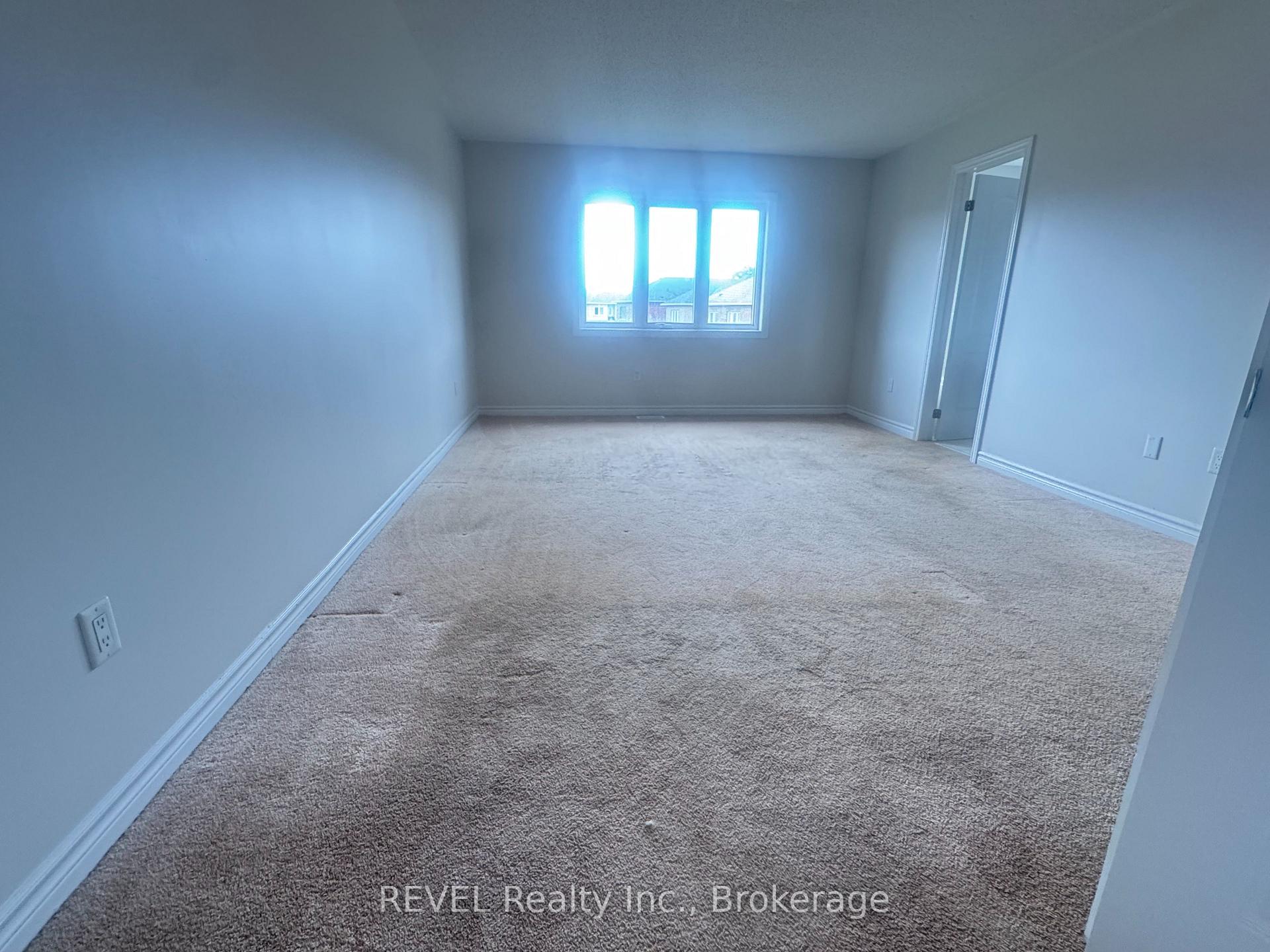 Photo 31 of 30 Baker Street, Thorold, Thorold Downtown — HOMEH