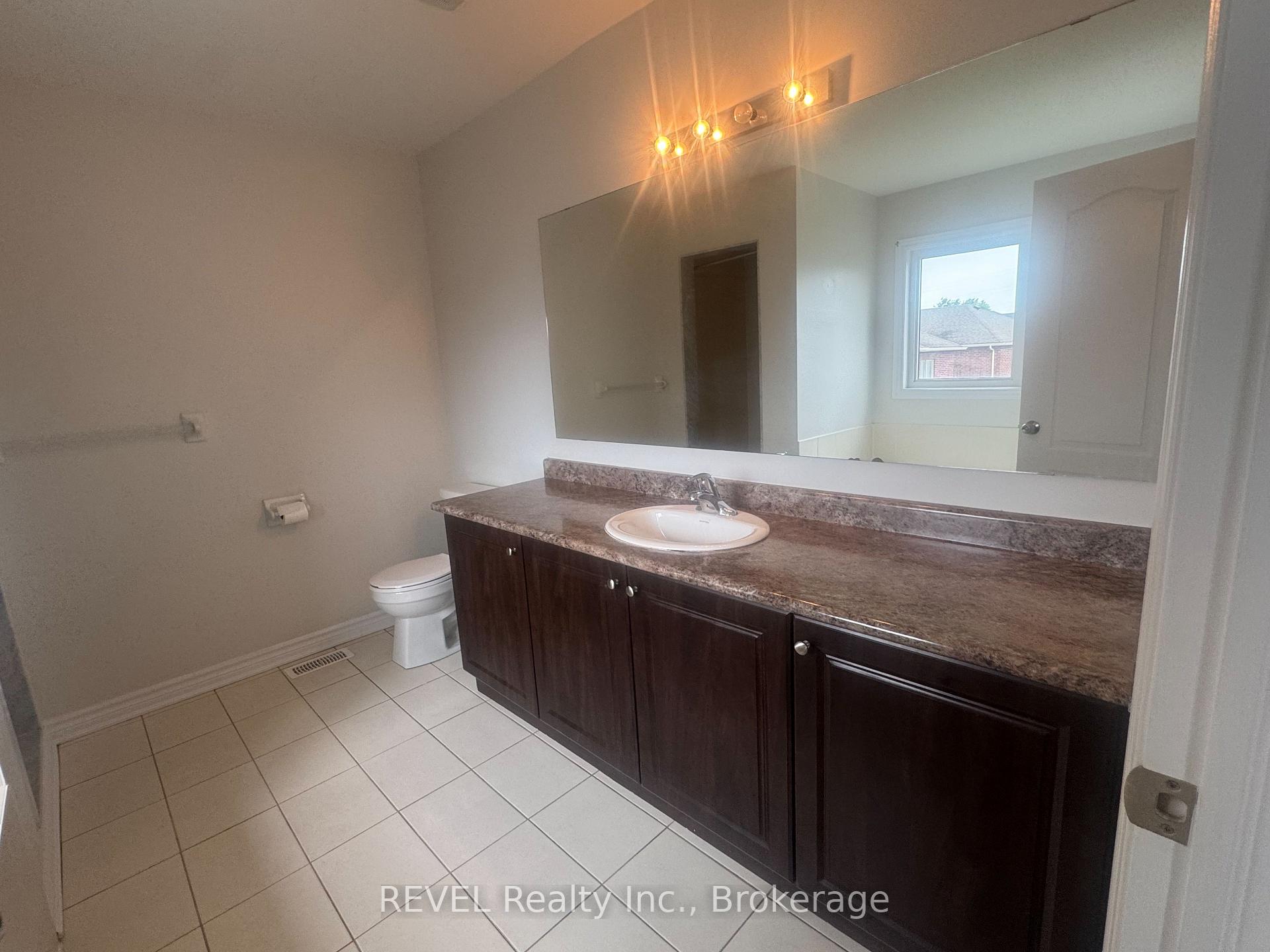 Photo 34 of 30 Baker Street, Thorold, Thorold Downtown — HOMEH