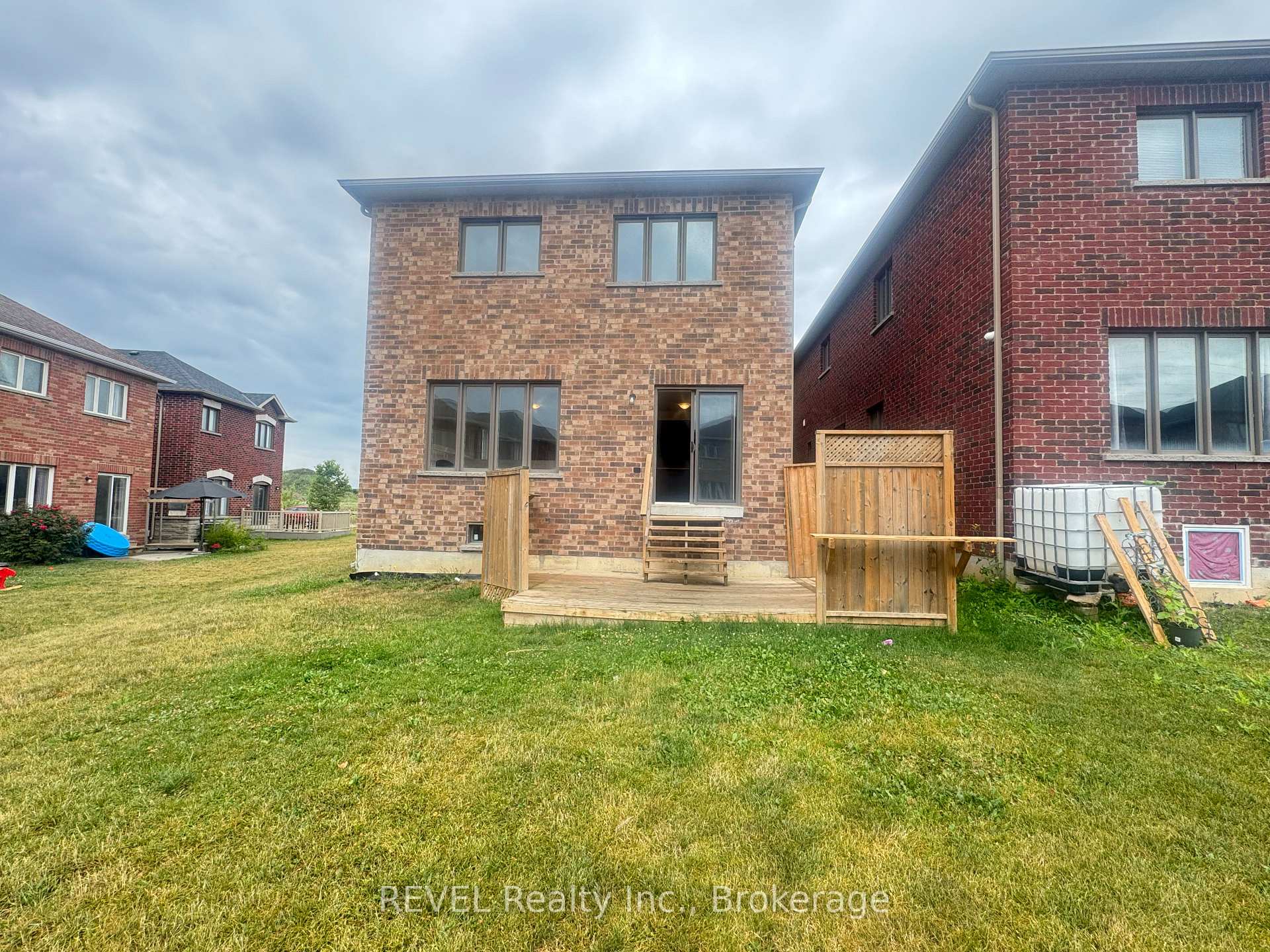 Photo 42 of 30 Baker Street, Thorold, Thorold Downtown — HOMEH