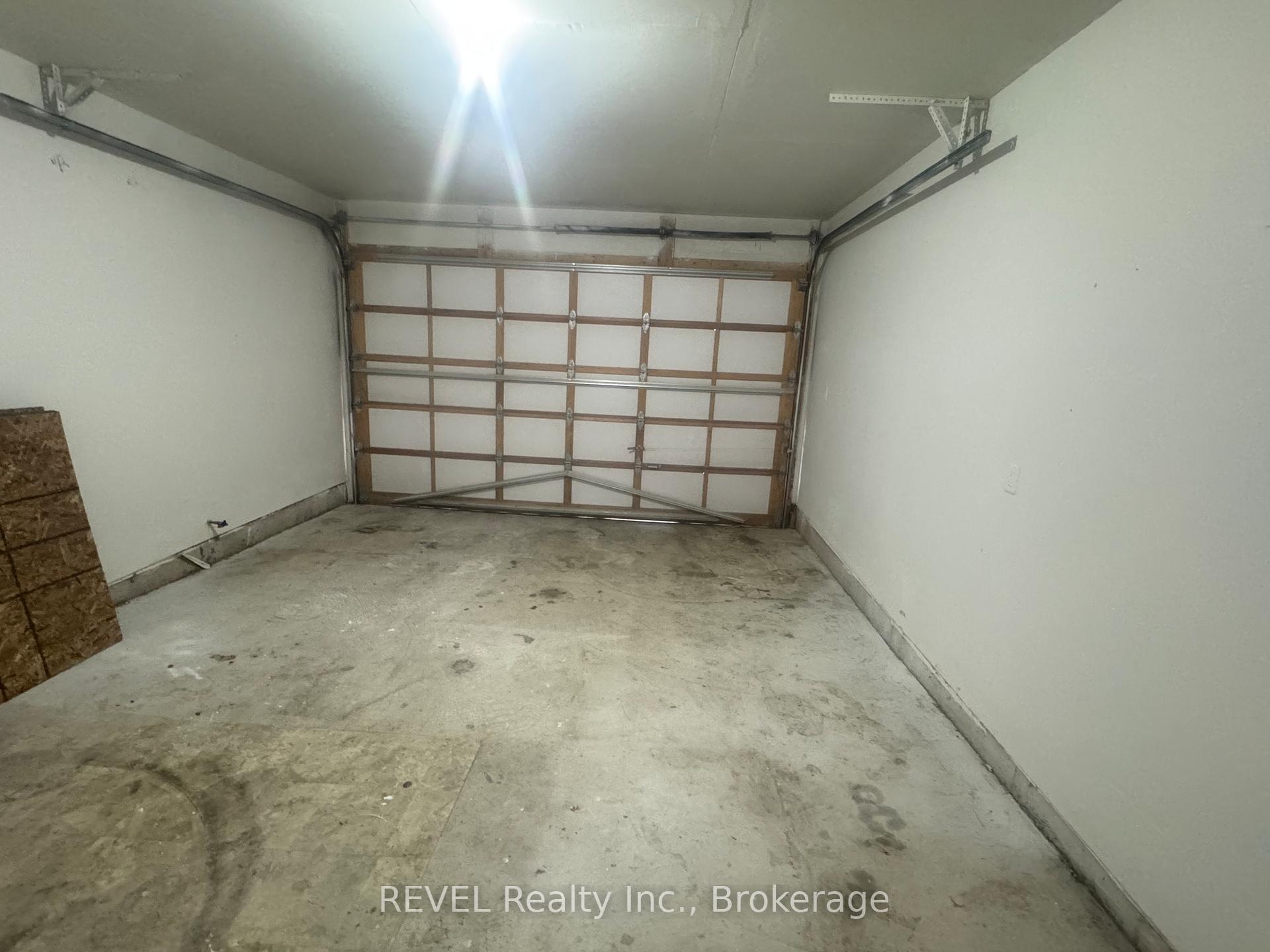 Photo 46 of 30 Baker Street, Thorold, Thorold Downtown — HOMEH