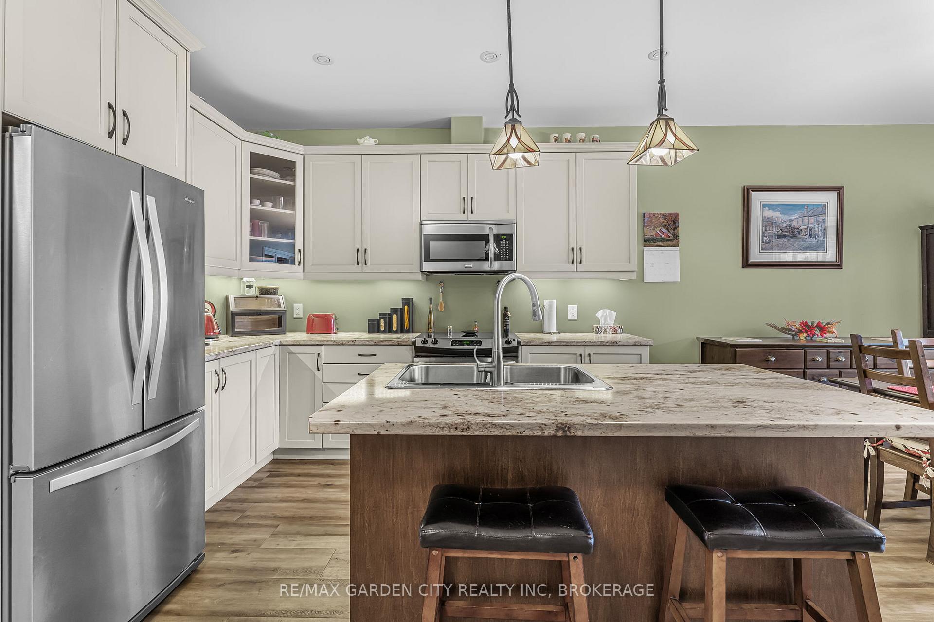 Photo 14 of 27 Andrew Lane, Thorold, Hurricane/Merrittville — HOMEH
