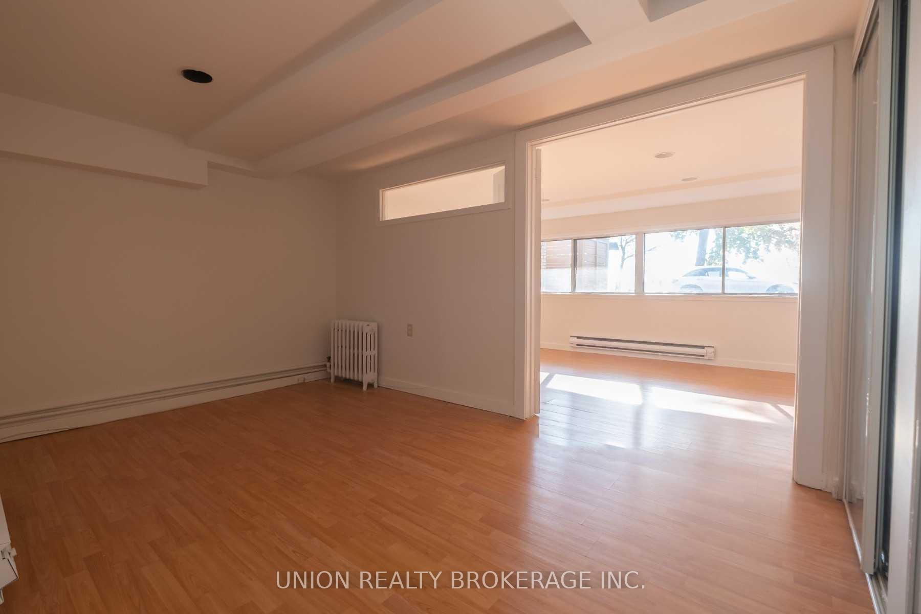 Photo 5 of Unit Bsmt, 110 Hubbard Boulevard, Toronto, The Beaches — HOMEH