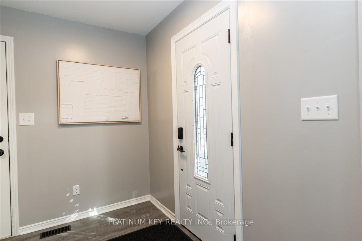 Photo 4 of 58 Victoria Drive, Strathroy-Caradoc, Melbourne — HOMEH