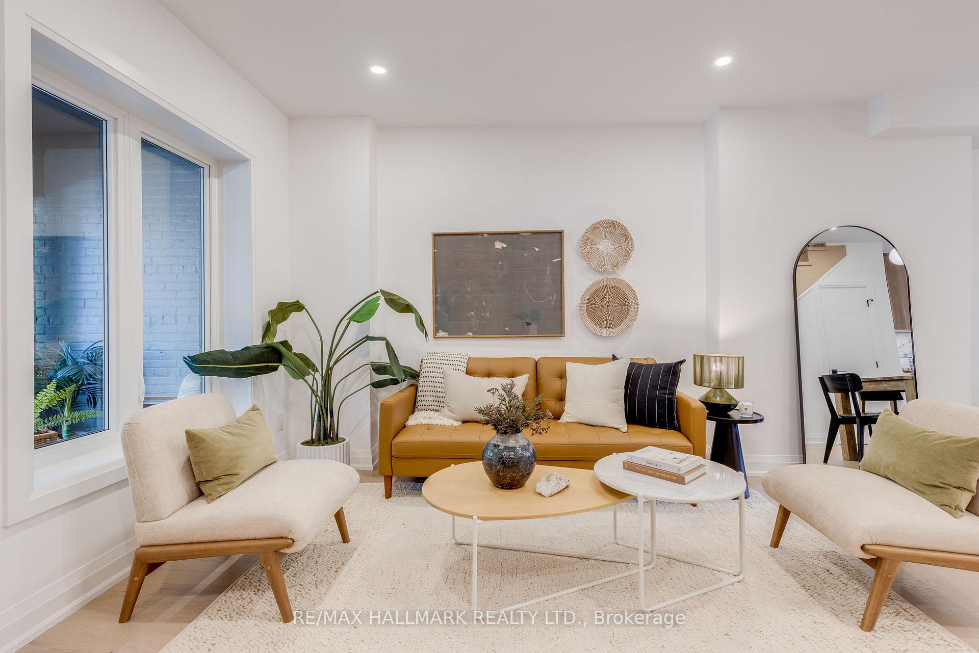 Photo 6 of 25 Howland Road, Toronto, North Riverdale — HOMEH