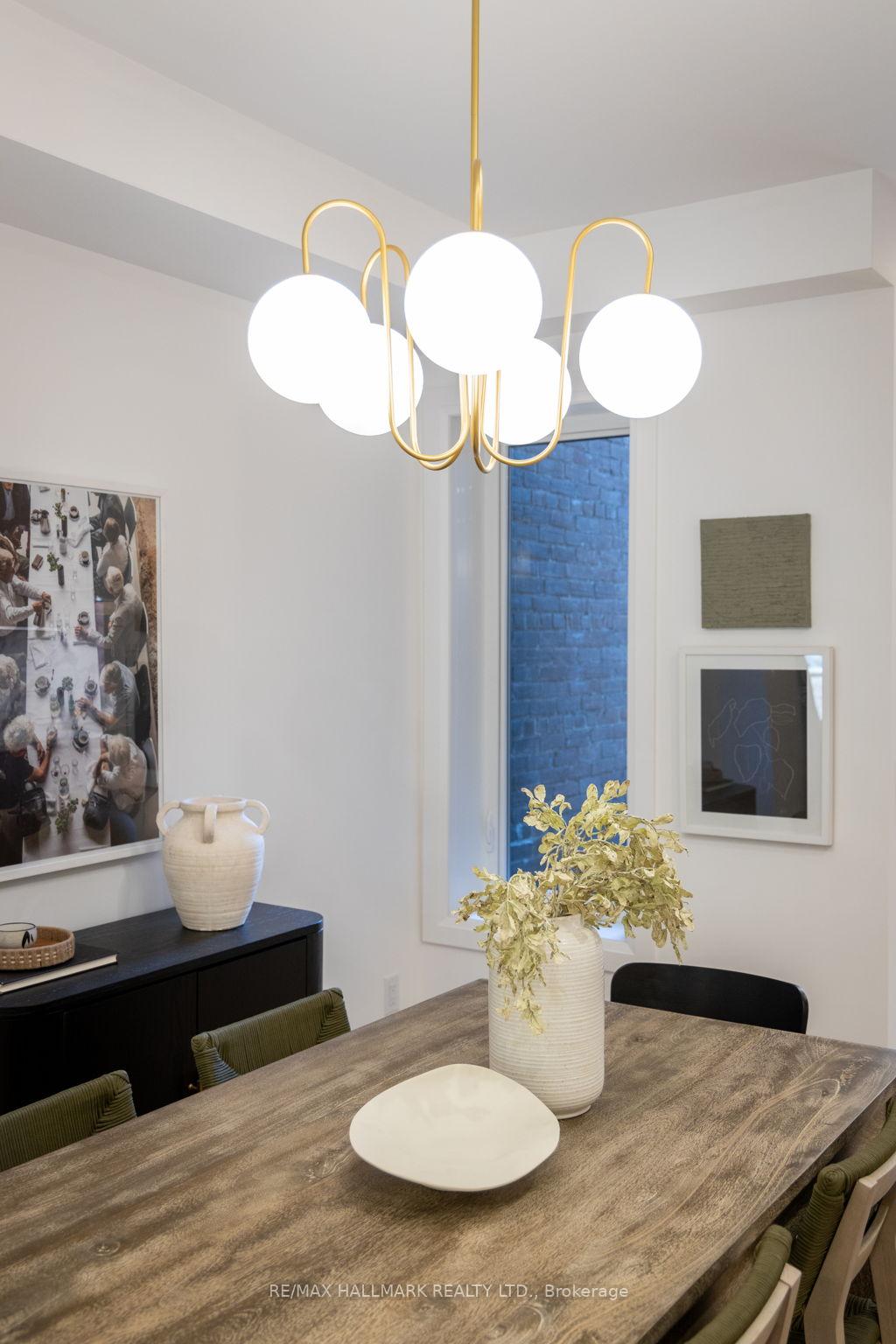 Photo 9 of 25 Howland Road, Toronto, North Riverdale — HOMEH