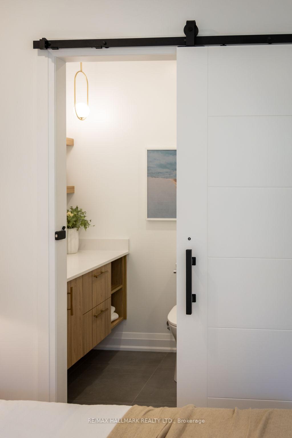 Photo 22 of 25 Howland Road, Toronto, North Riverdale — HOMEH