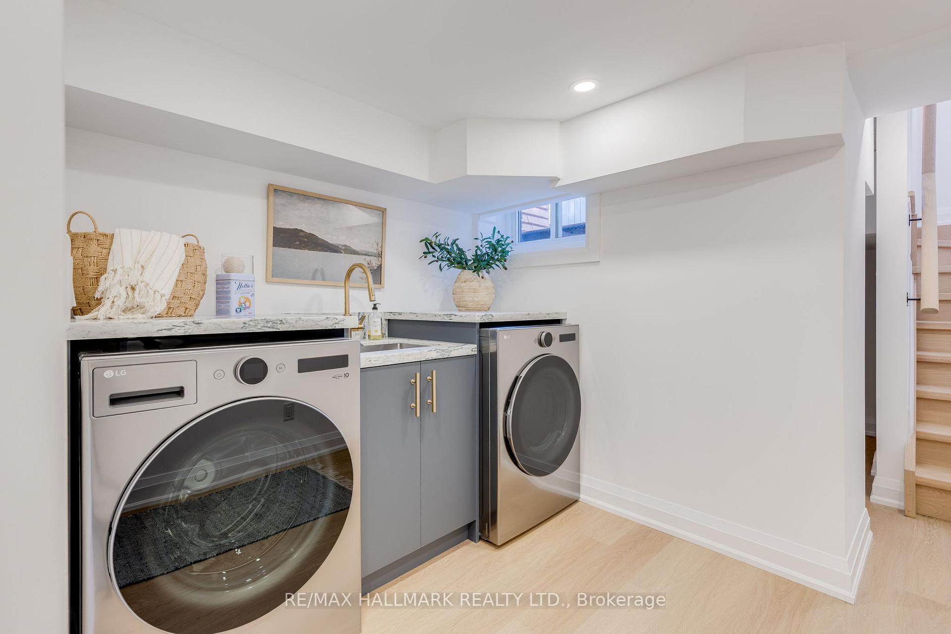 Photo 28 of 25 Howland Road, Toronto, North Riverdale — HOMEH
