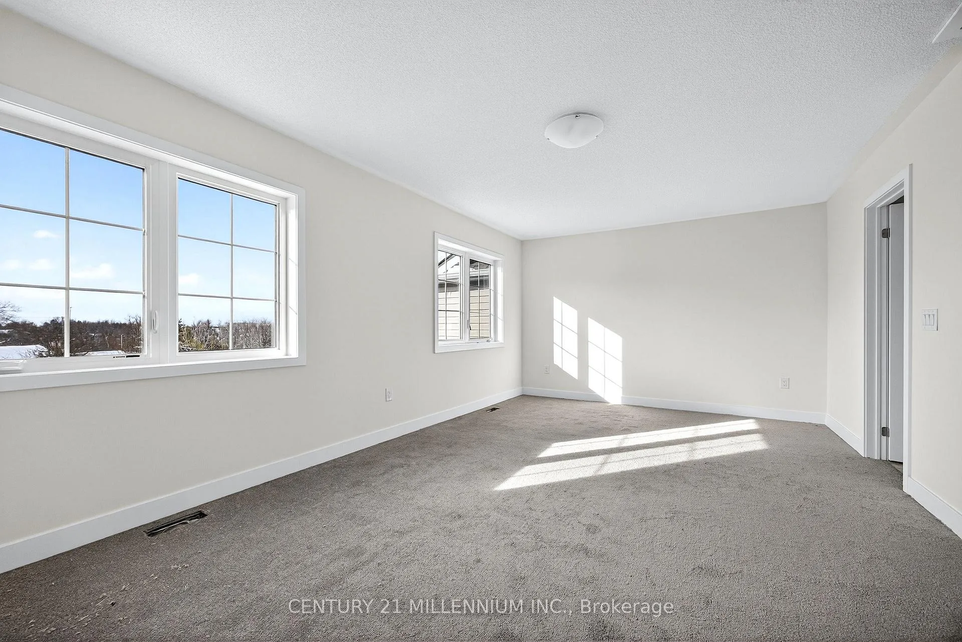 Photo 8 of 100 Walden Drive, Shelburne — HOMEH