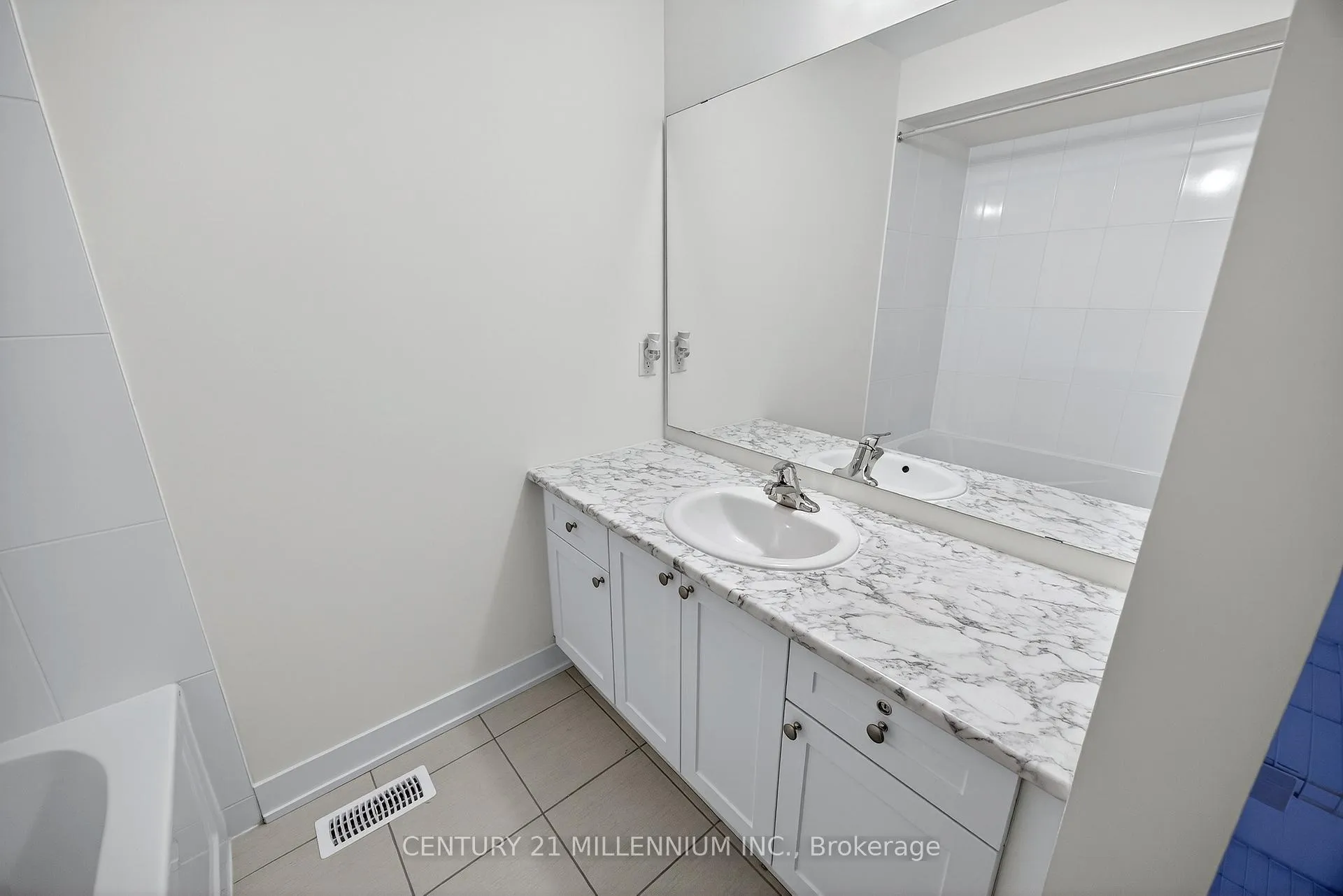 Photo 15 of 100 Walden Drive, Shelburne — HOMEH
