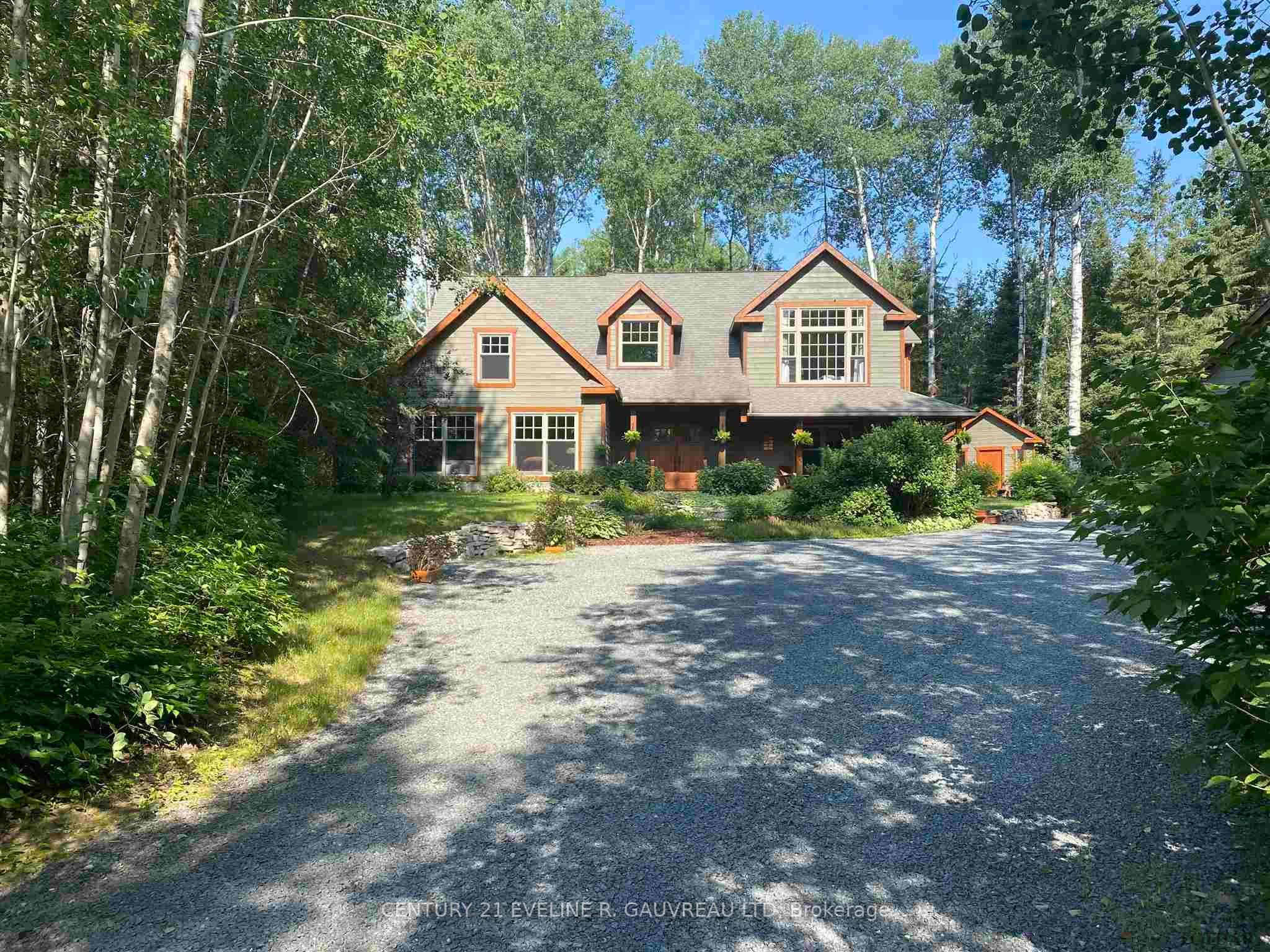 Front of 918183 Portage Bay Road
