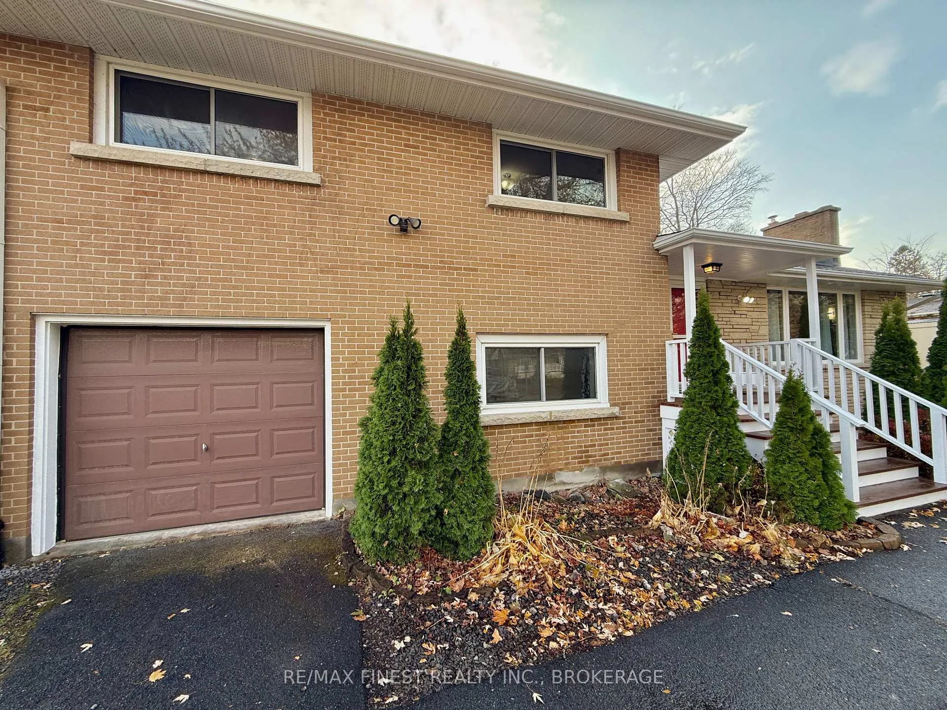 Photo 3 of 1082 Johnson Street, Kingston, Central City West — HOMEH