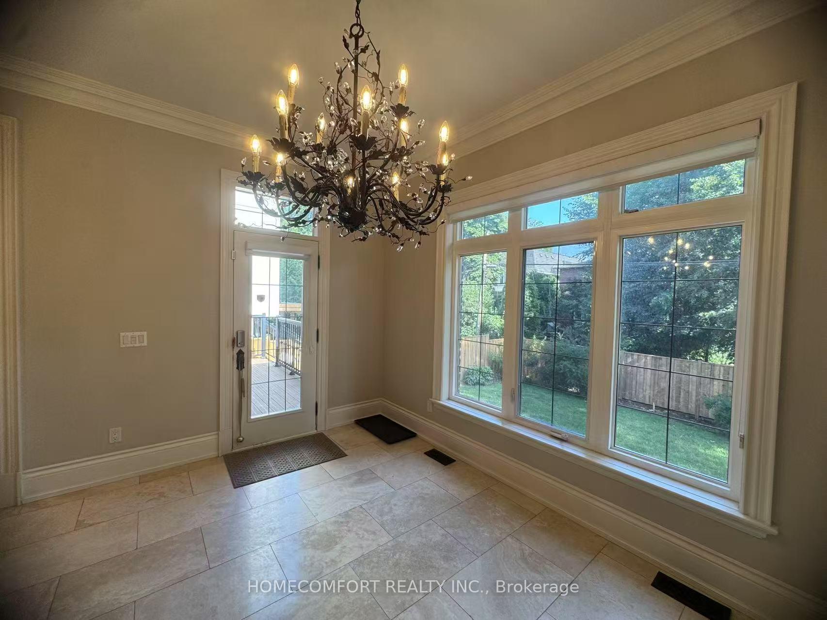Photo 9 of 449 Cranbrooke Avenue, Toronto, Bedford Park-Nortown — HOMEH