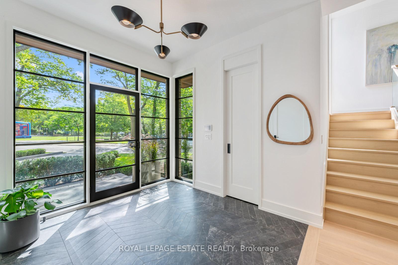 Photo 4 of 138 Balsam Avenue, Toronto, The Beaches — HOMEH