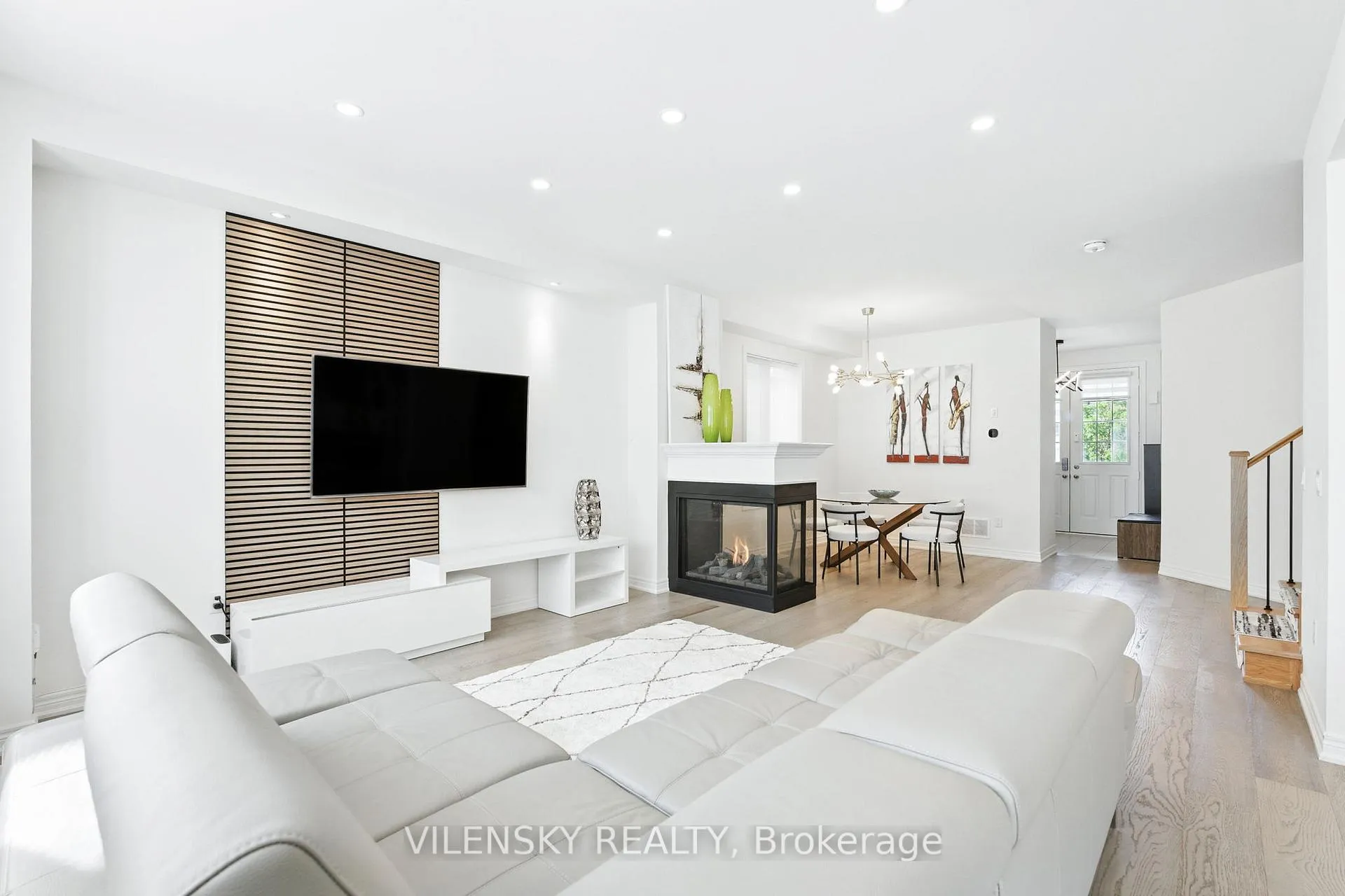 Photo 7 of 154 Whittington Drive, Hamilton, Ancaster — HOMEH