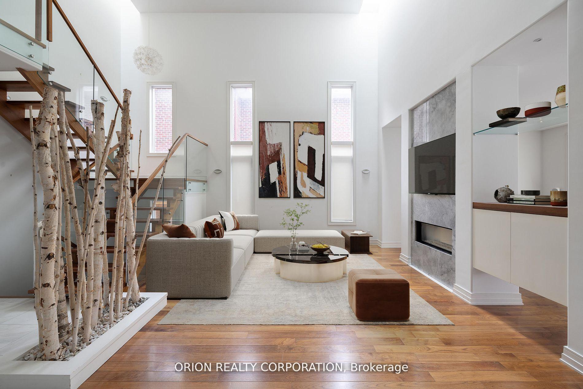 Photo 5 of 151 Yonge Boulevard, Toronto, Bedford Park-Nortown — HOMEH
