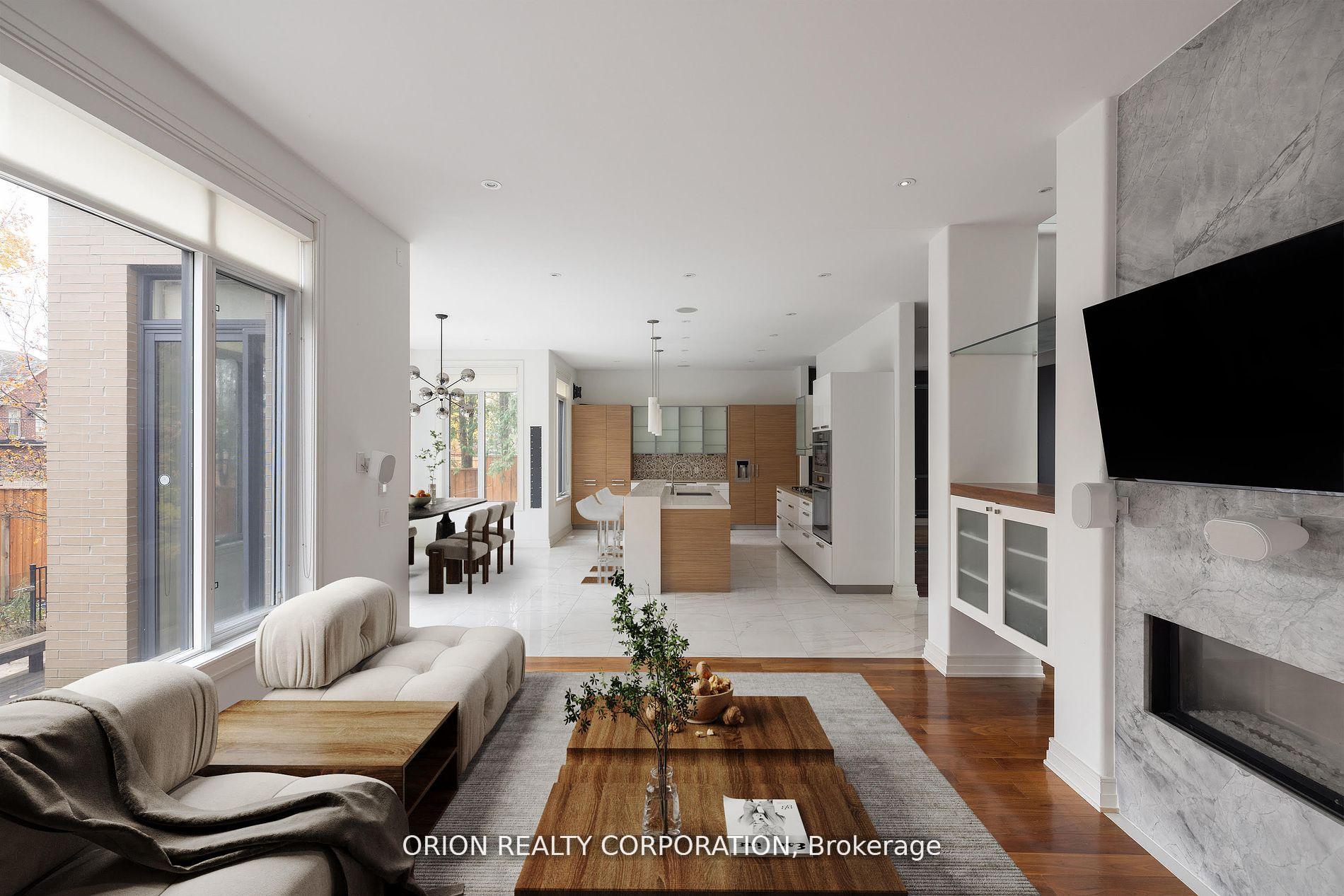 Photo 10 of 151 Yonge Boulevard, Toronto, Bedford Park-Nortown — HOMEH
