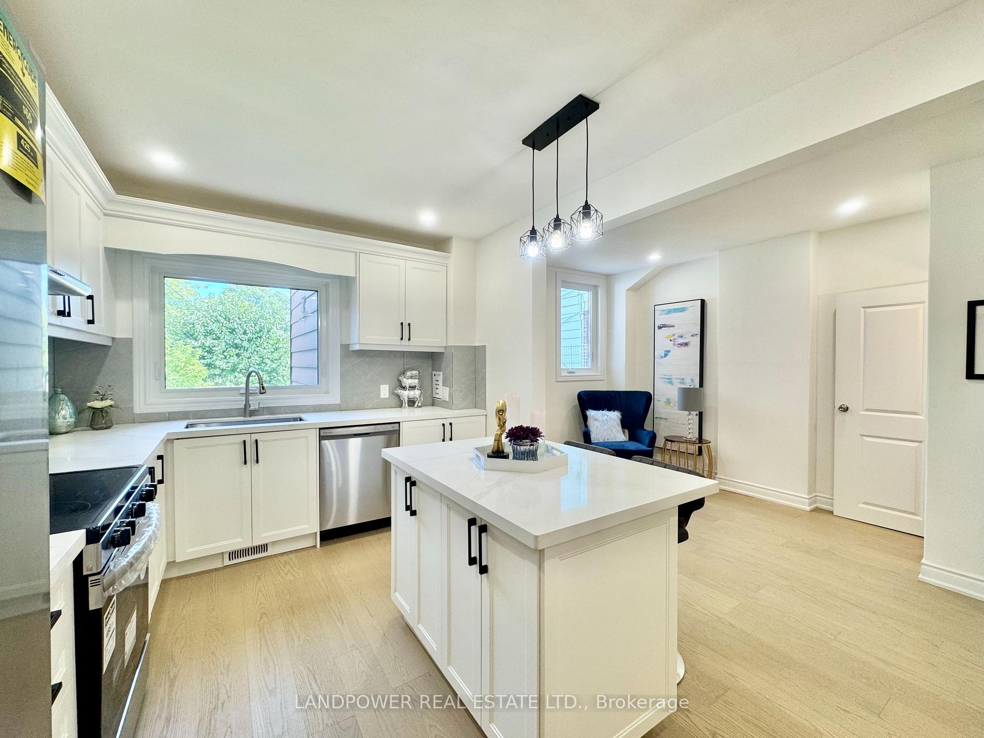 Photo 7 of 1745 Dufferin Street, Toronto, Oakwood Village — HOMEH