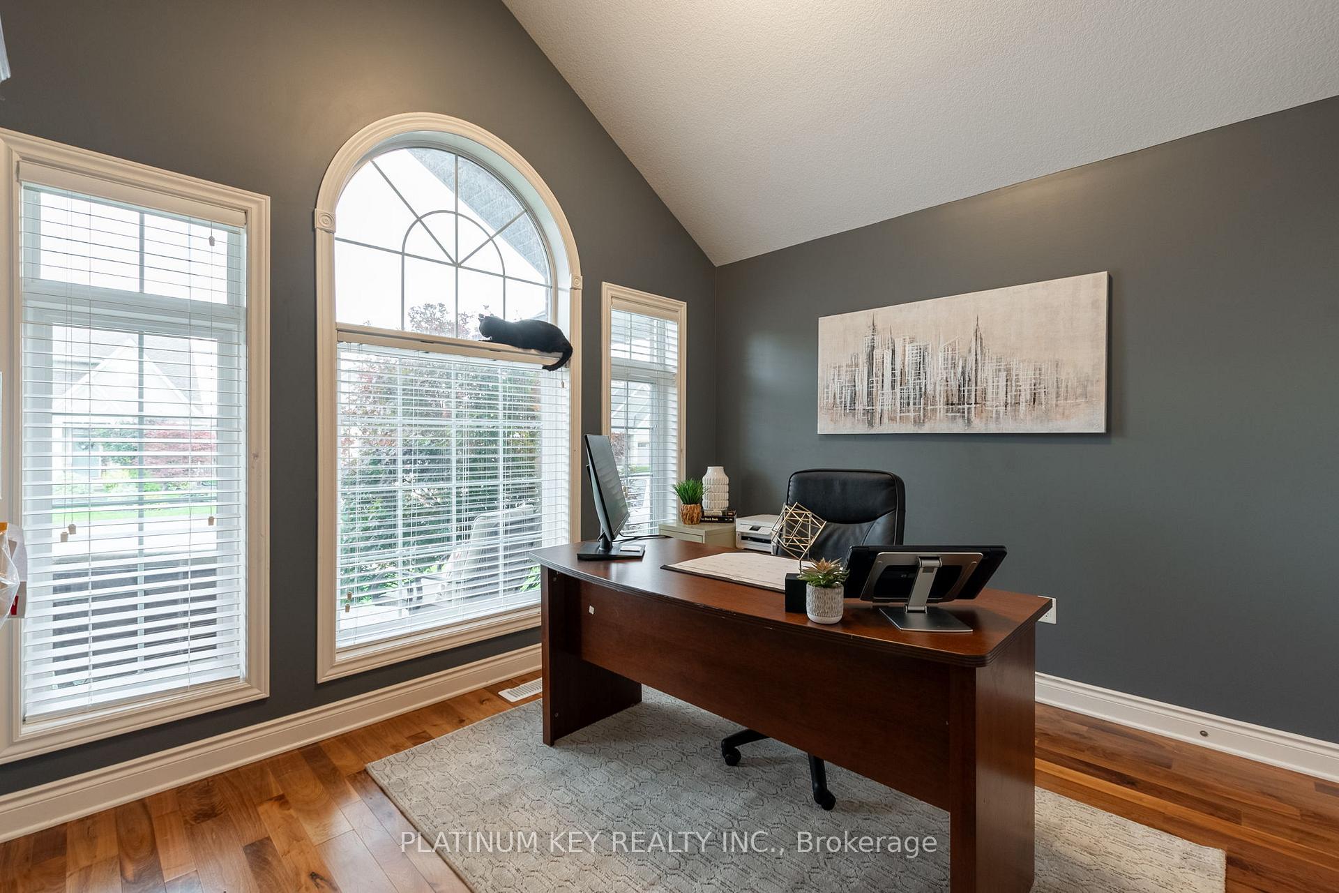 Photo 3 of 436 Macdonald Street, Strathroy-Caradoc, NE — HOMEH