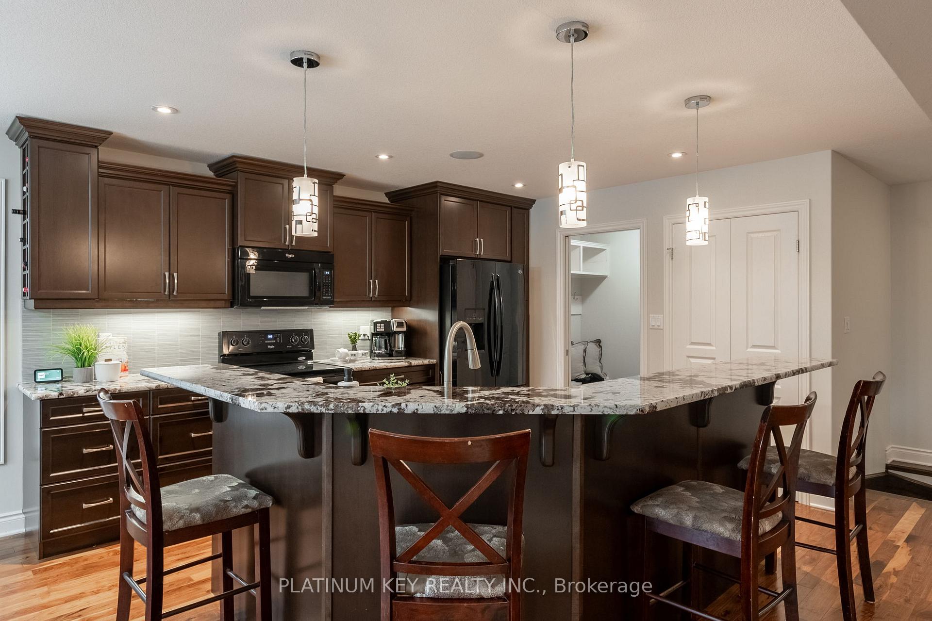 Photo 14 of 436 Macdonald Street, Strathroy-Caradoc, NE — HOMEH