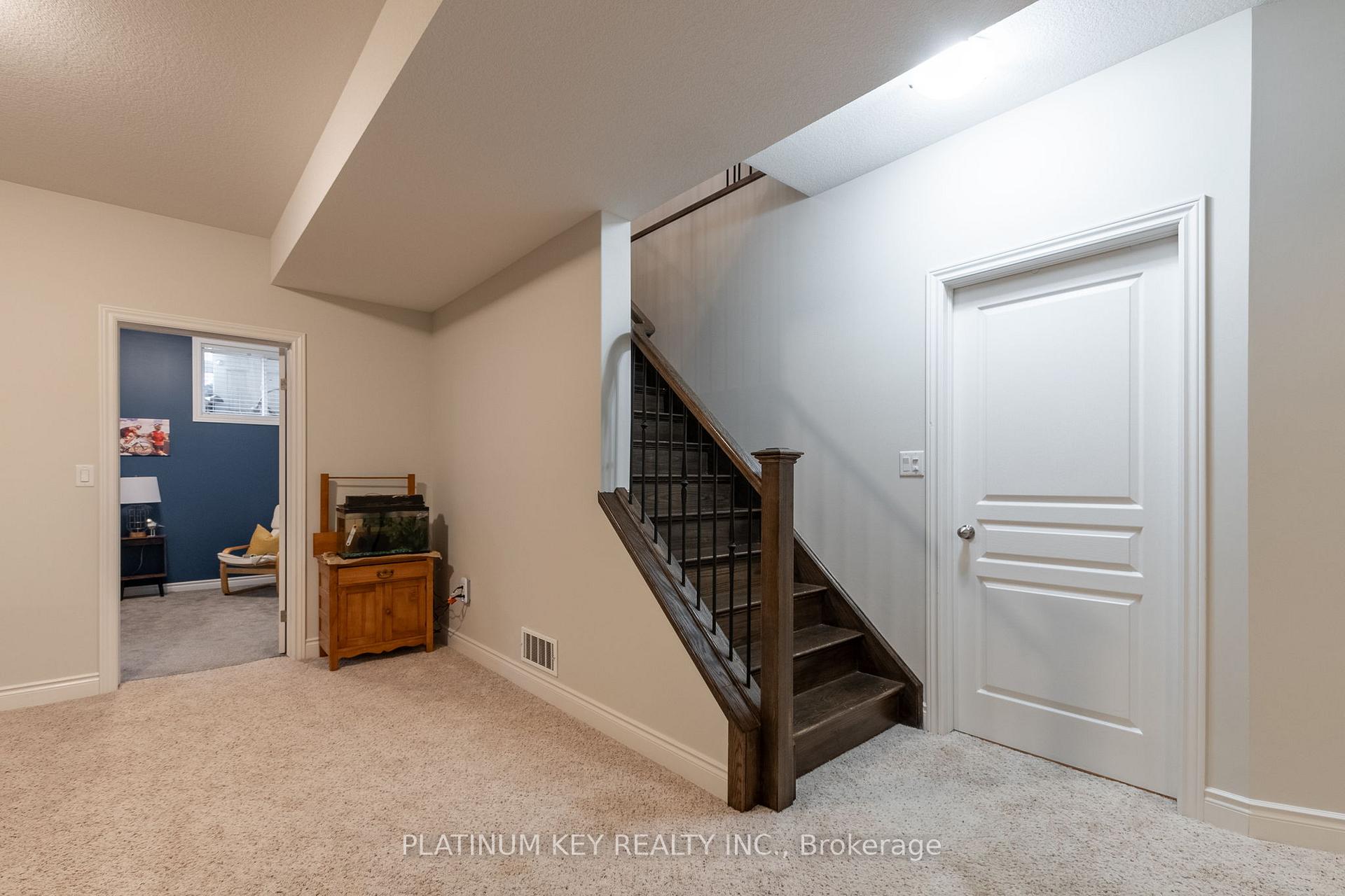 Photo 26 of 436 Macdonald Street, Strathroy-Caradoc, NE — HOMEH