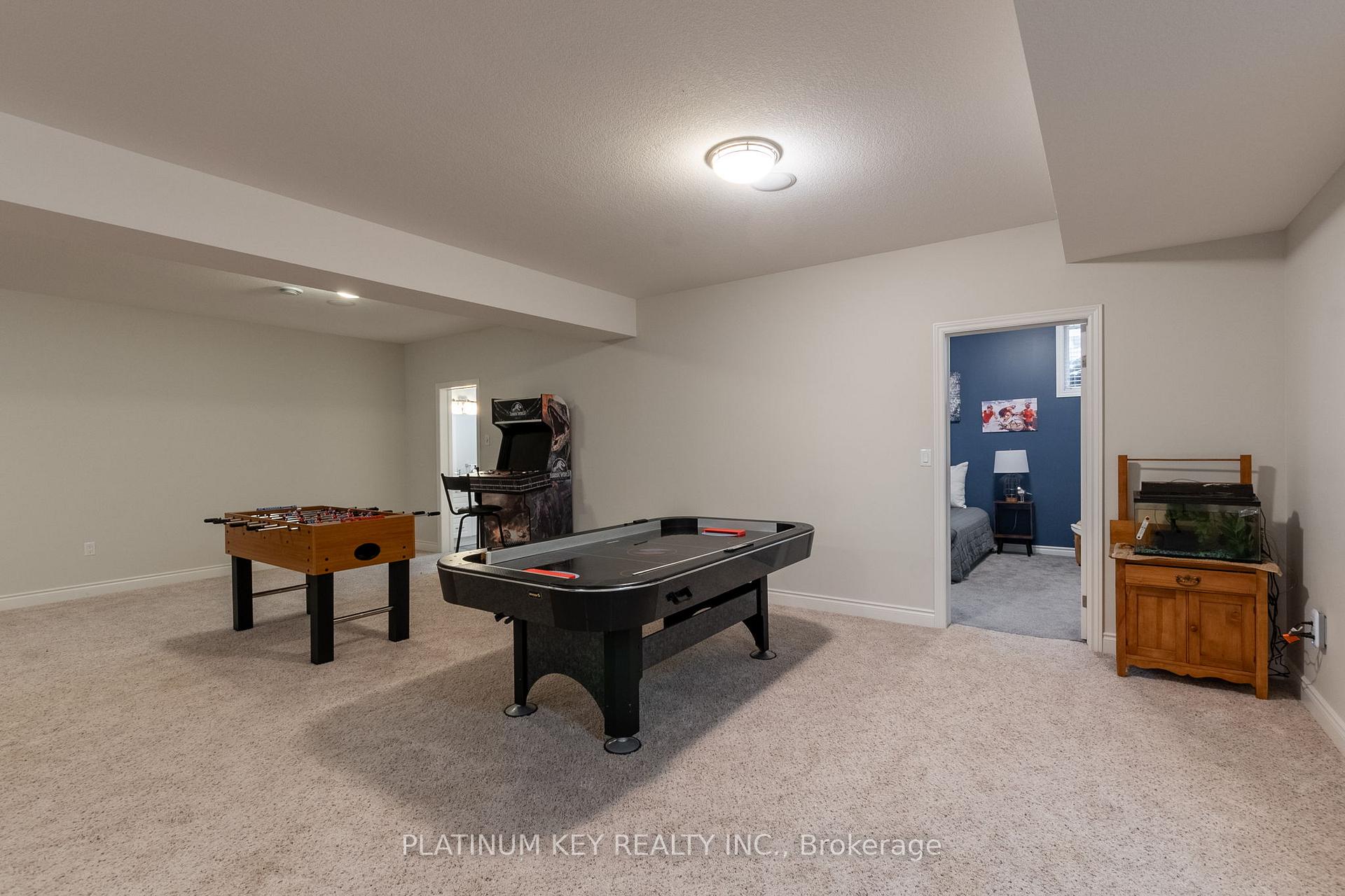 Photo 29 of 436 Macdonald Street, Strathroy-Caradoc, NE — HOMEH