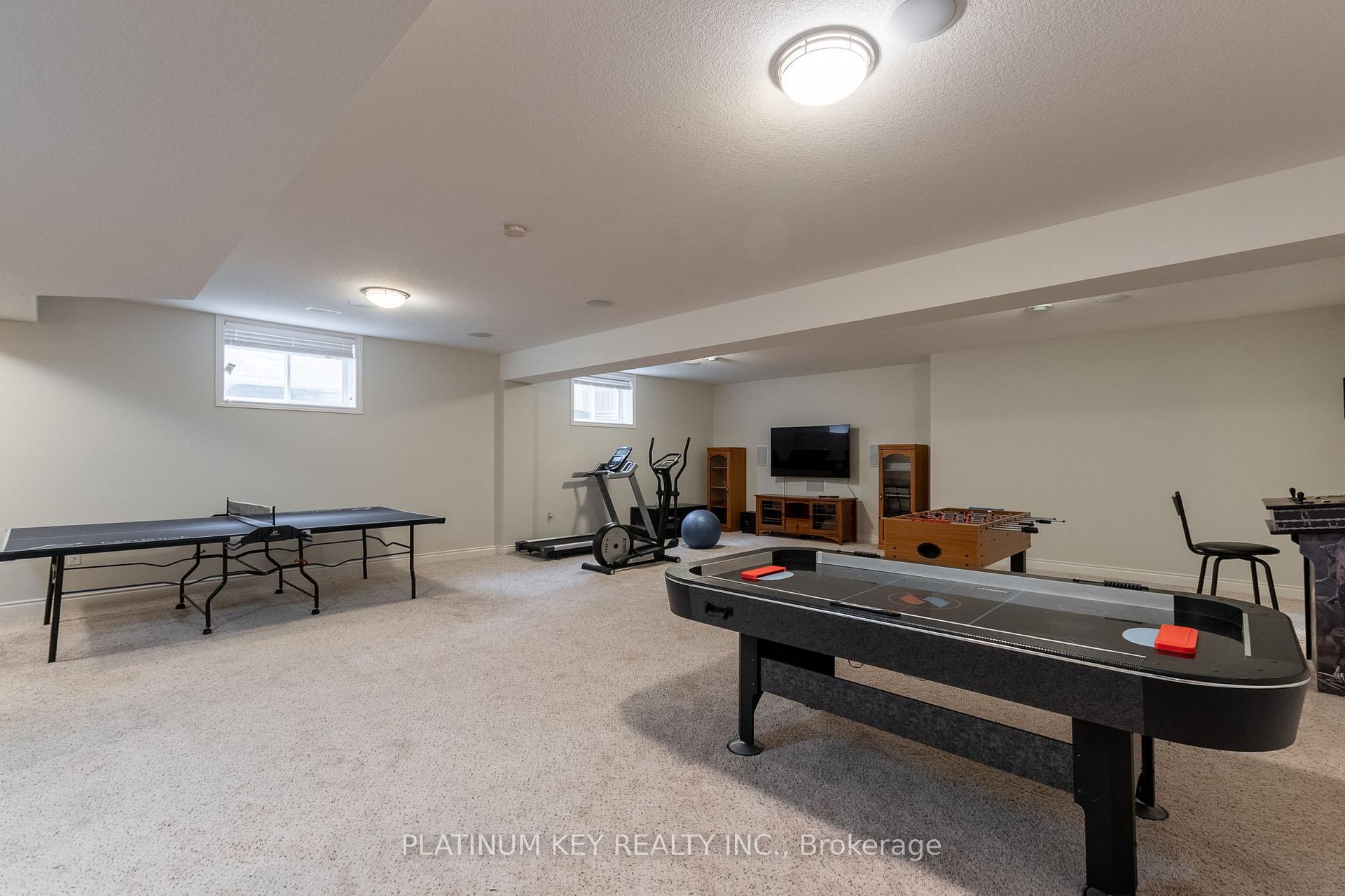 Photo 30 of 436 Macdonald Street, Strathroy-Caradoc, NE — HOMEH