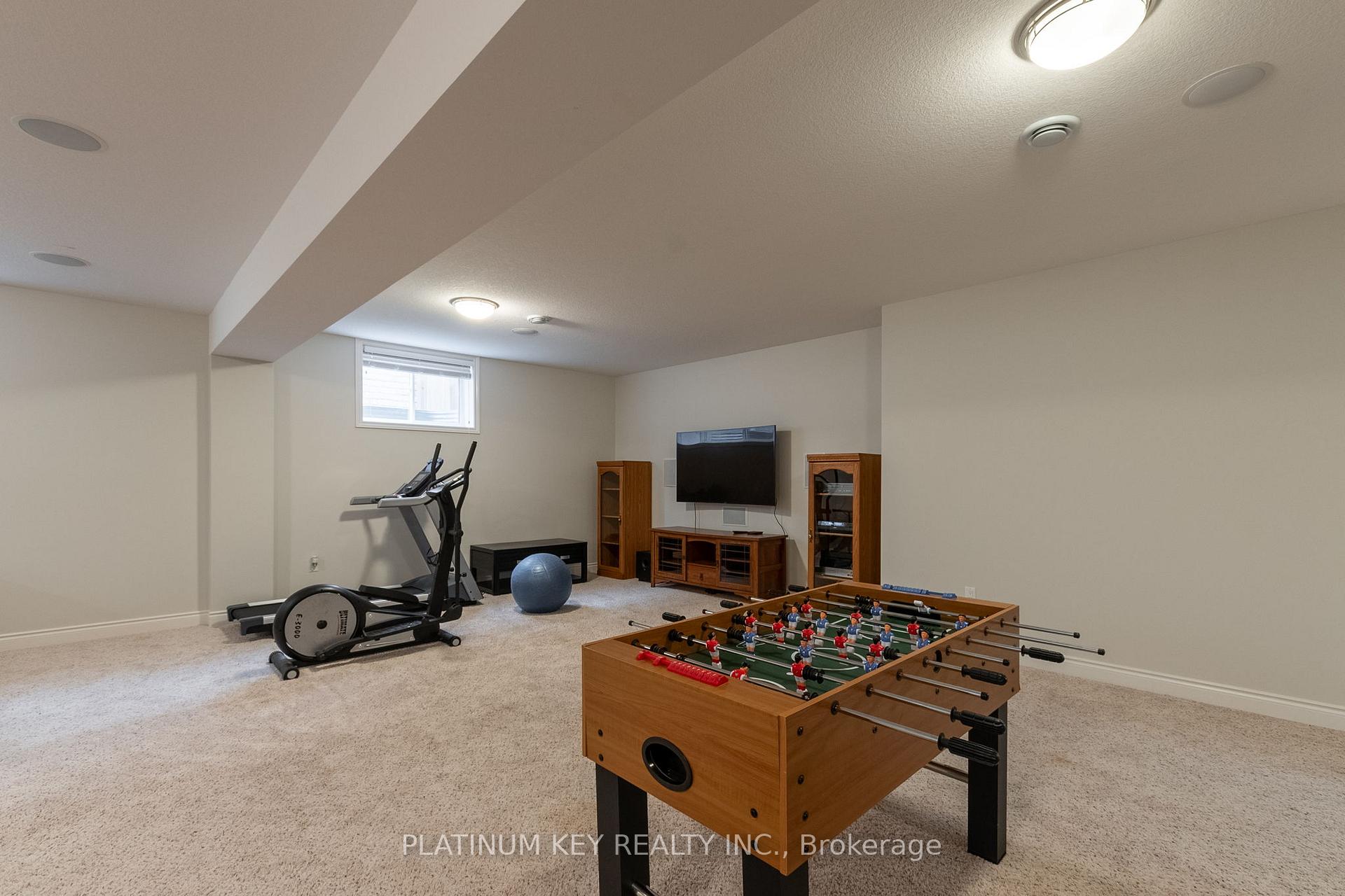 Photo 32 of 436 Macdonald Street, Strathroy-Caradoc, NE — HOMEH