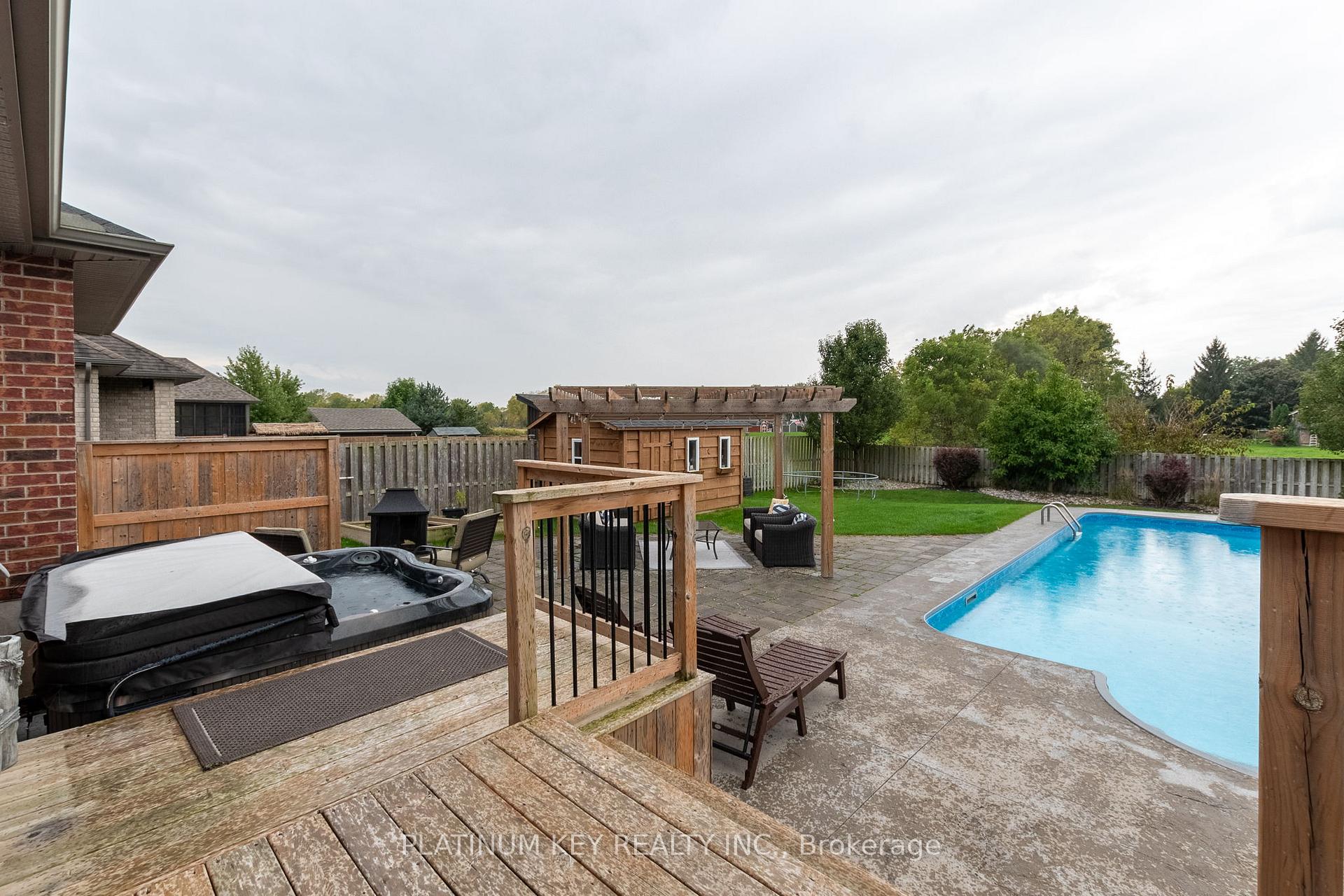 Photo 38 of 436 Macdonald Street, Strathroy-Caradoc, NE — HOMEH