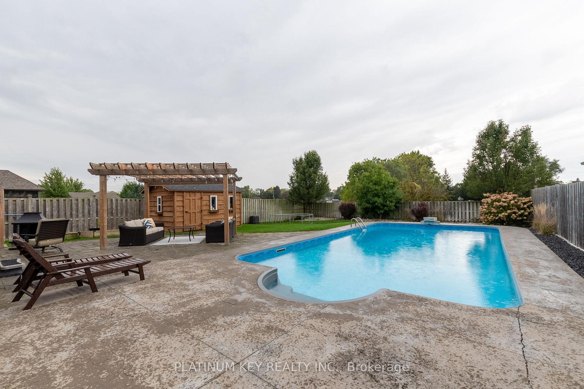 Photo 39 of 436 Macdonald Street, Strathroy-Caradoc, NE — HOMEH