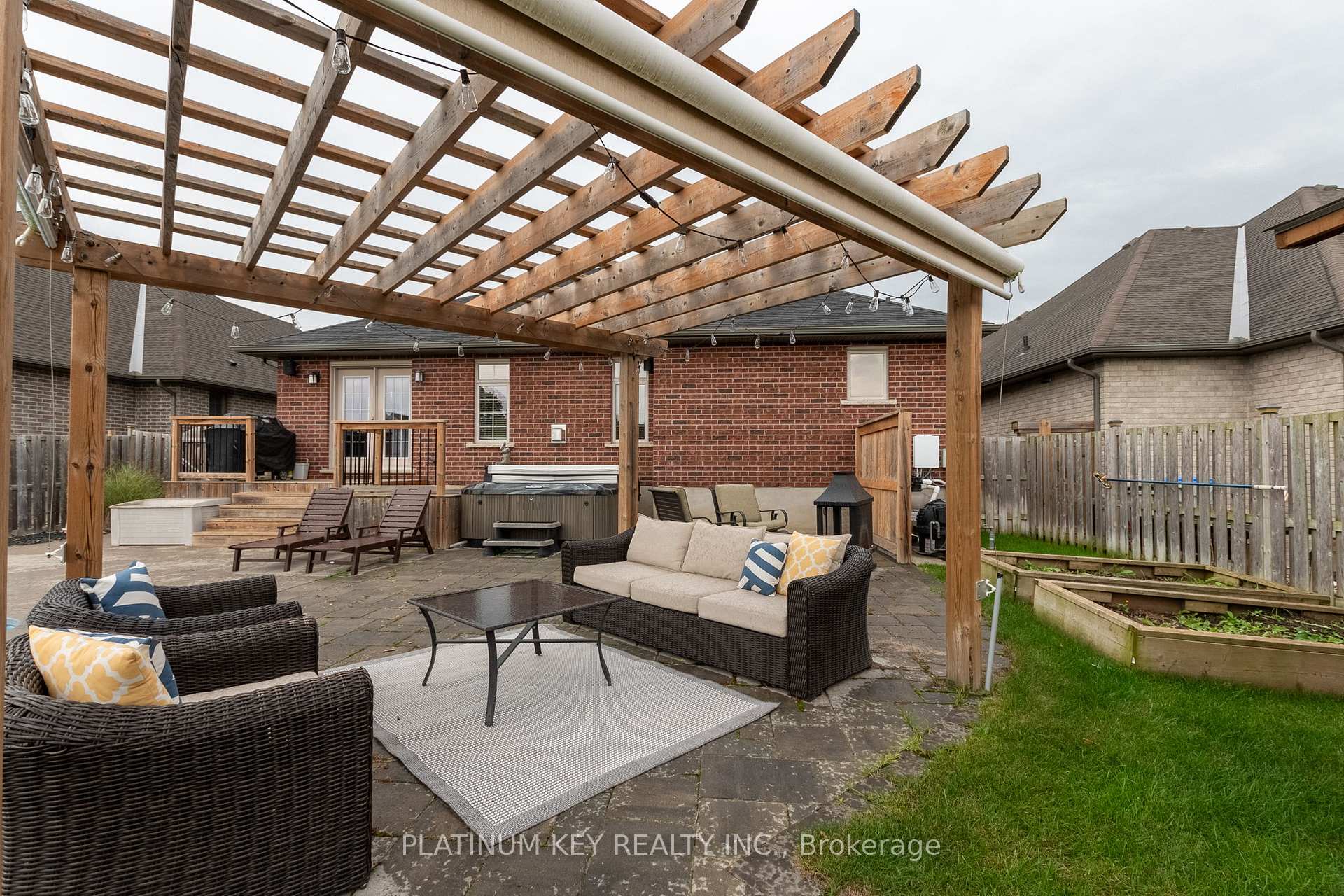 Photo 48 of 436 Macdonald Street, Strathroy-Caradoc, NE — HOMEH