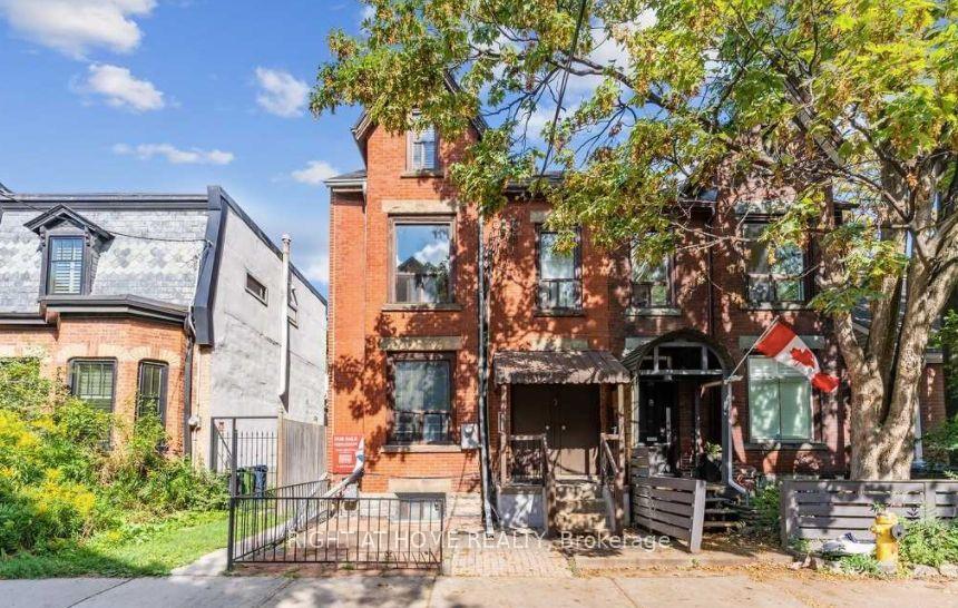 Photo 2 of Unit 203, 27 Hamilton Street, Toronto, South Riverdale — HOMEH