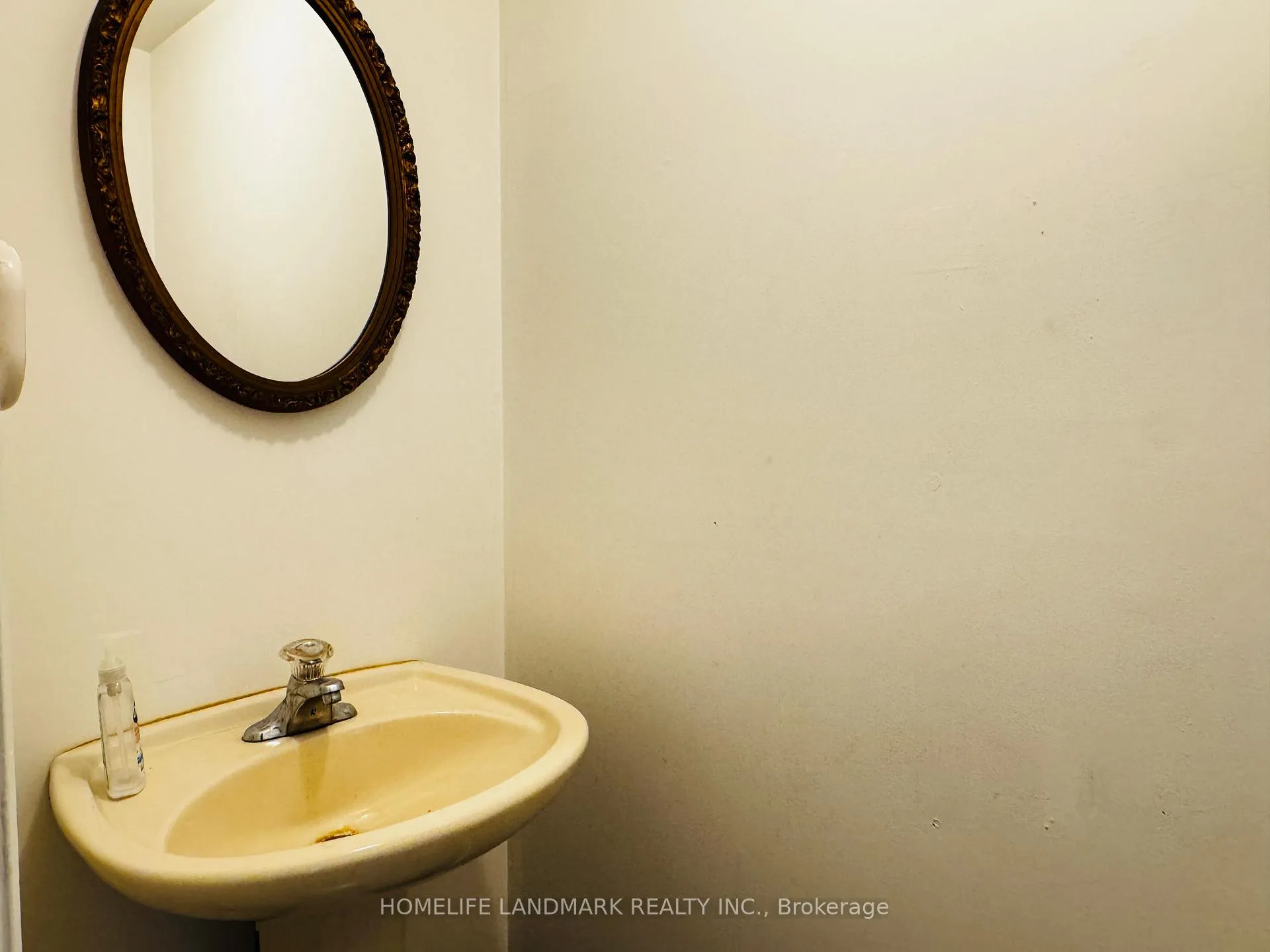 Photo 9 of 45 Kraus Road, Barrie, Edgehill Drive — HOMEH