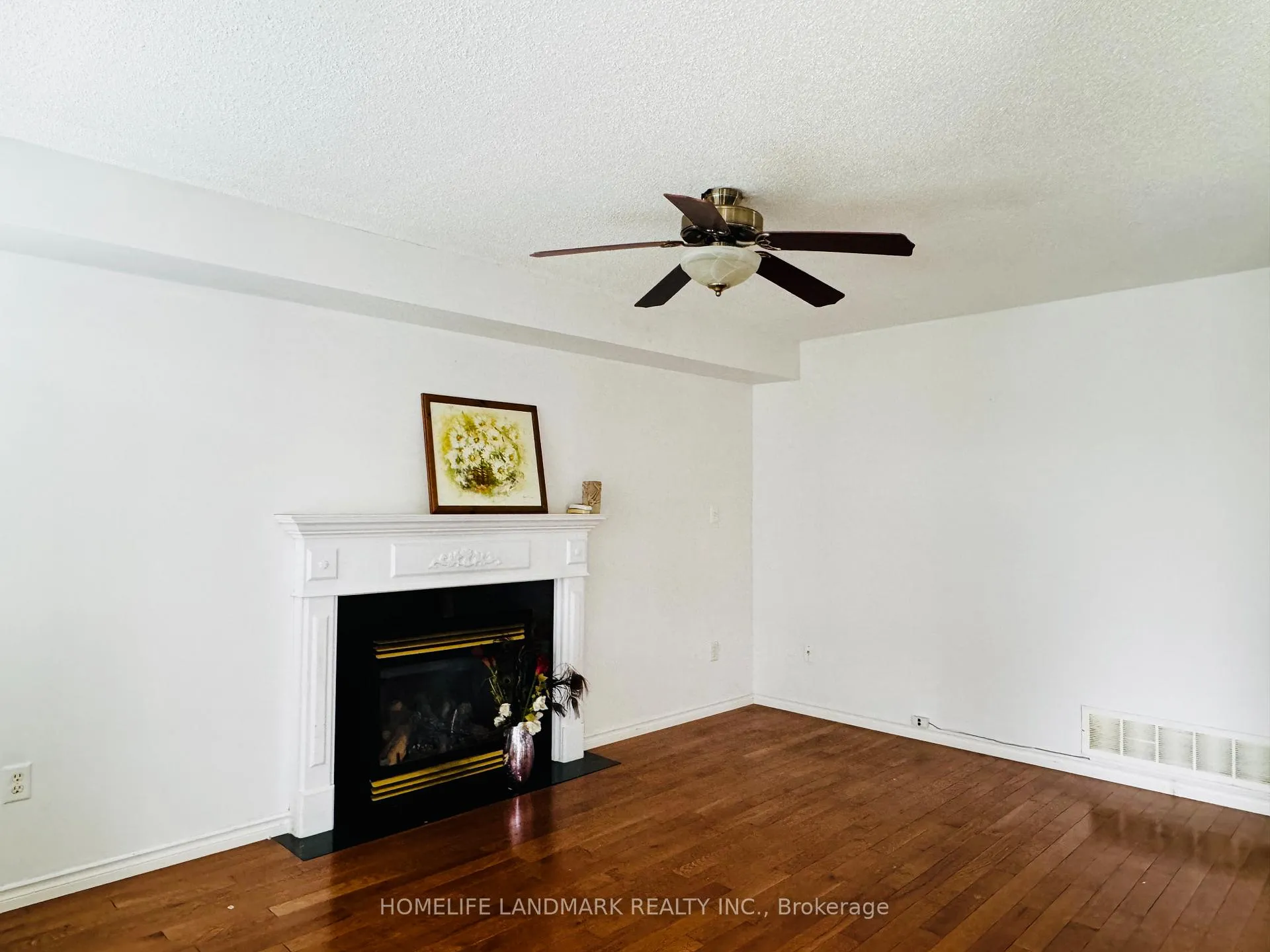 Photo 11 of 45 Kraus Road, Barrie, Edgehill Drive — HOMEH