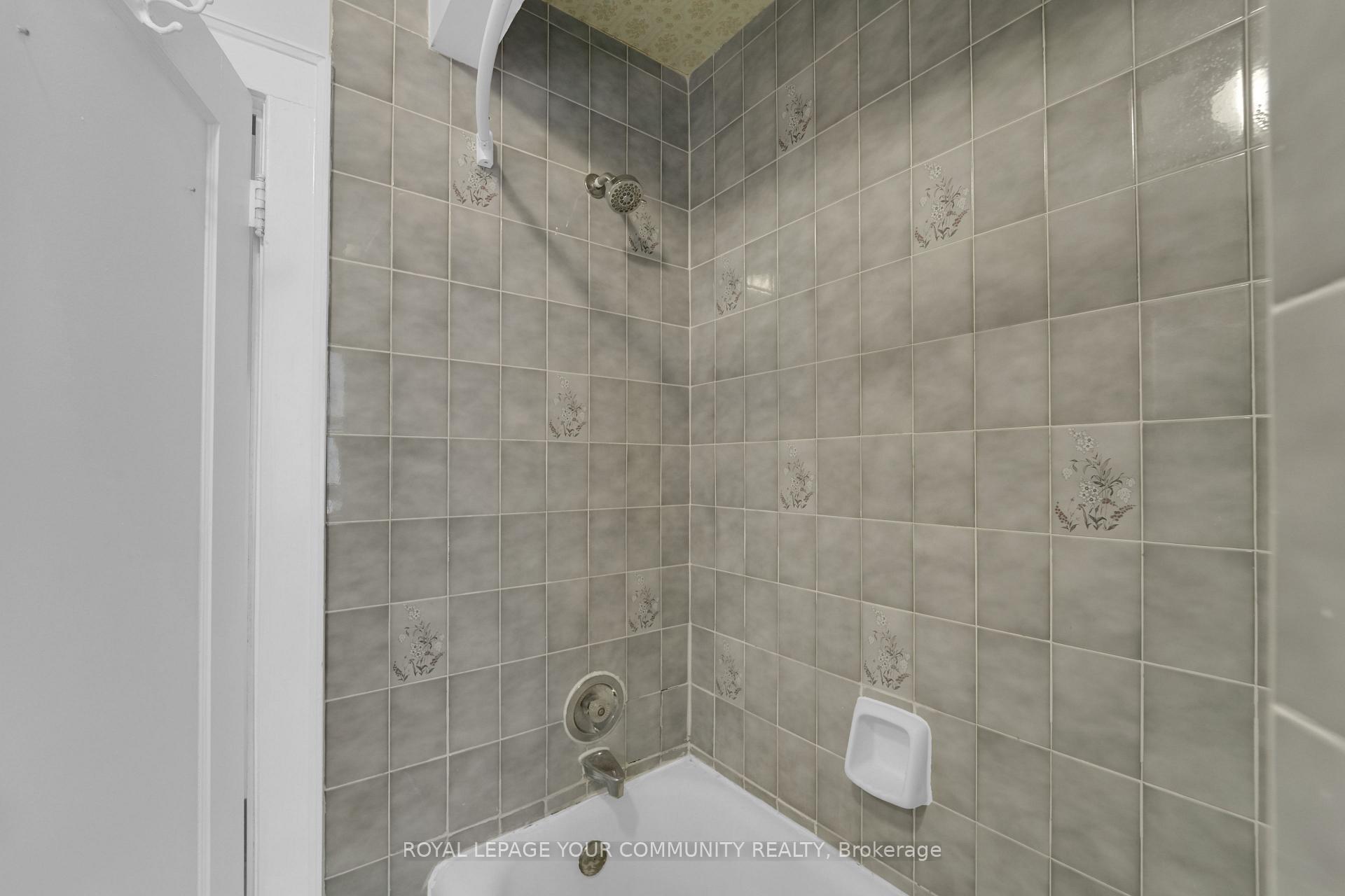 Photo 30 of 8 Snowdon Avenue, Toronto, Lawrence Park North — HOMEH