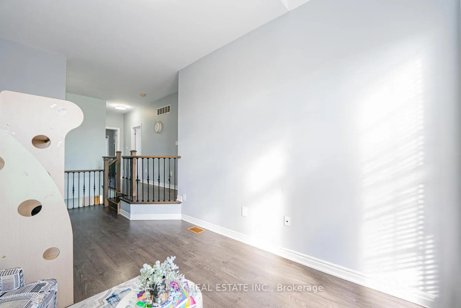 Photo 22 of 39 Divinity Circle, Brampton, Northwest Brampton — HOMEH
