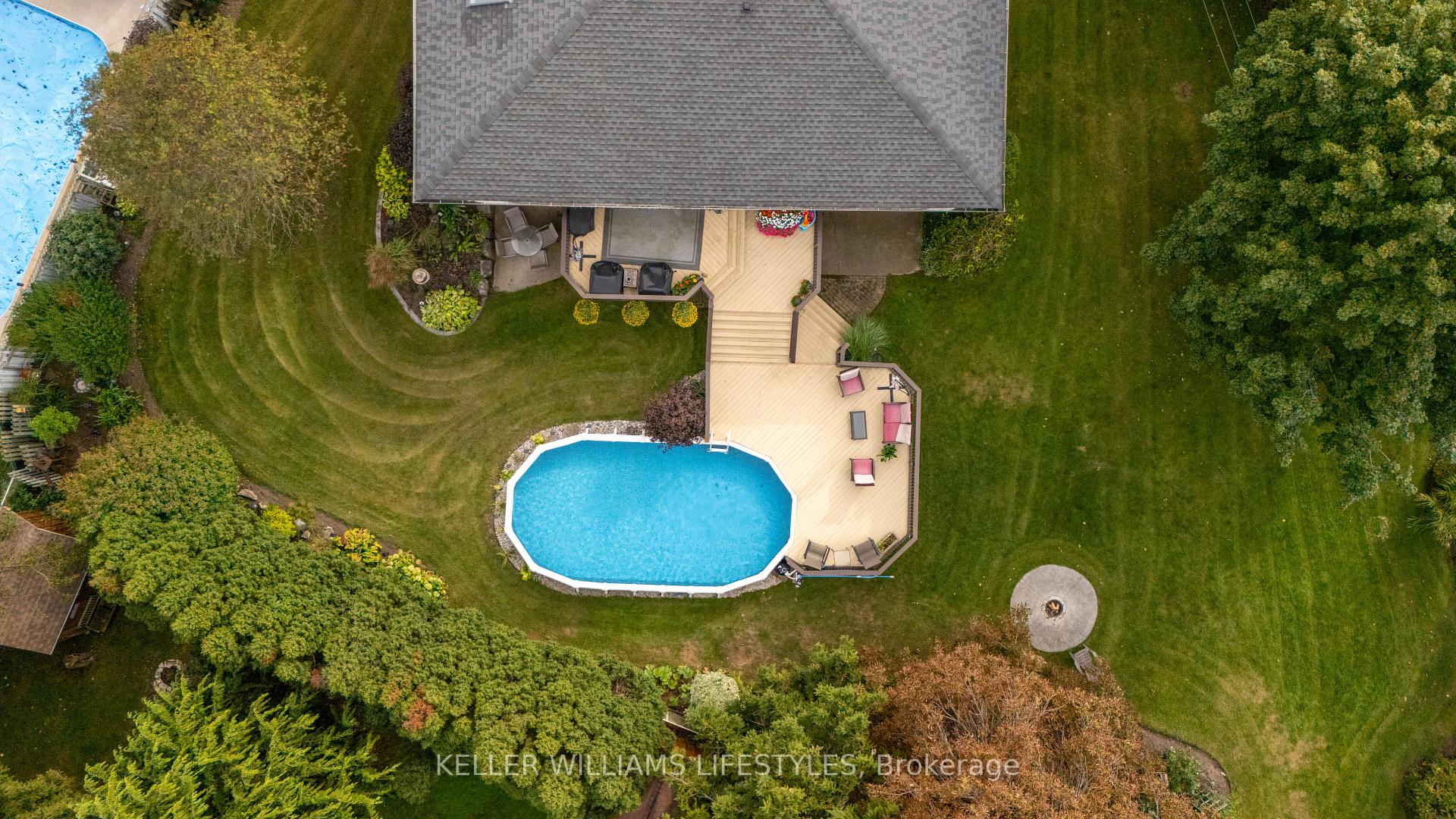 Photo 3 of 638 Hoover Place, Strathroy-Caradoc, Mount Brydges — HOMEH