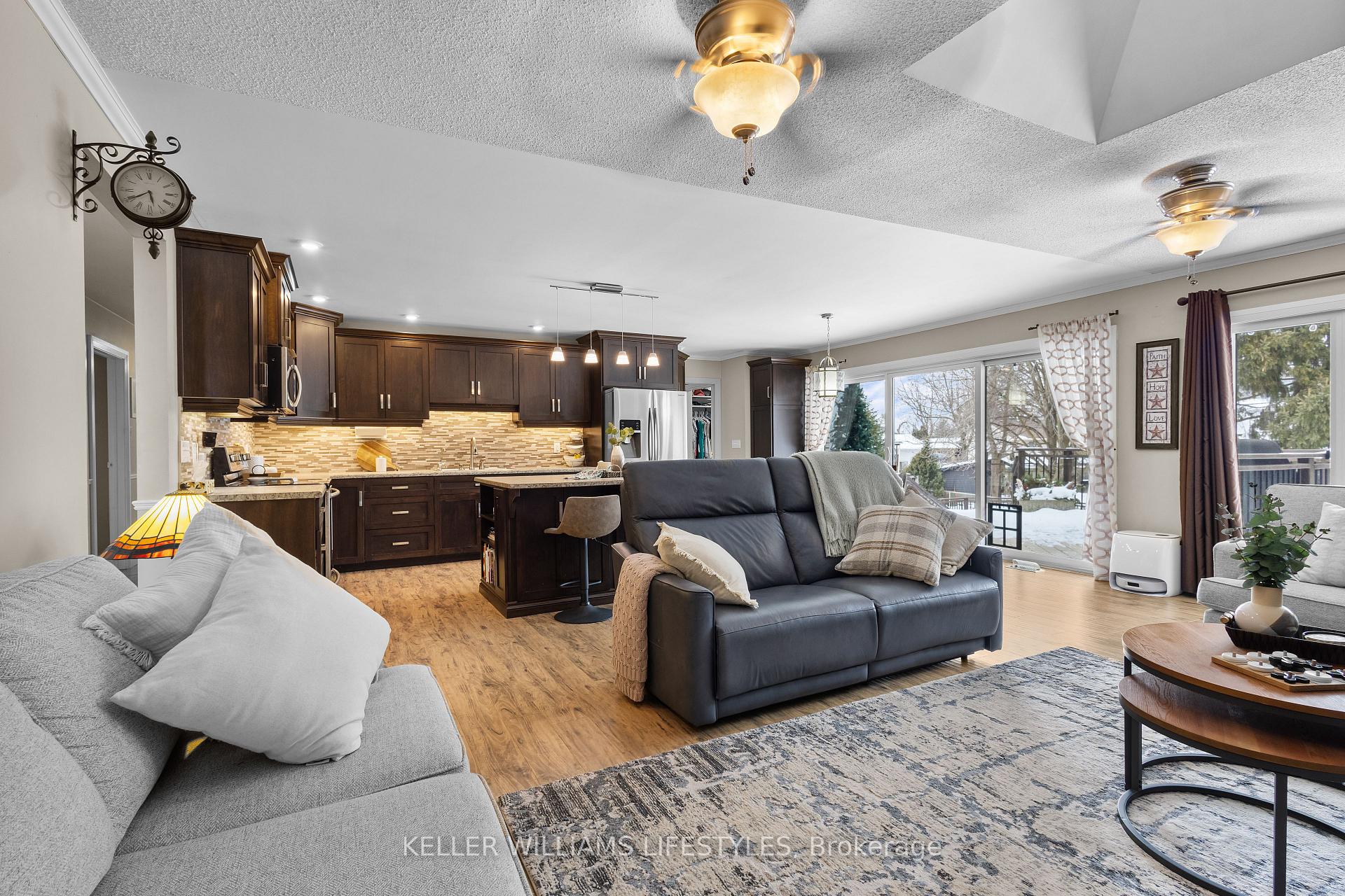 Photo 12 of 638 Hoover Place, Strathroy-Caradoc, Mount Brydges — HOMEH