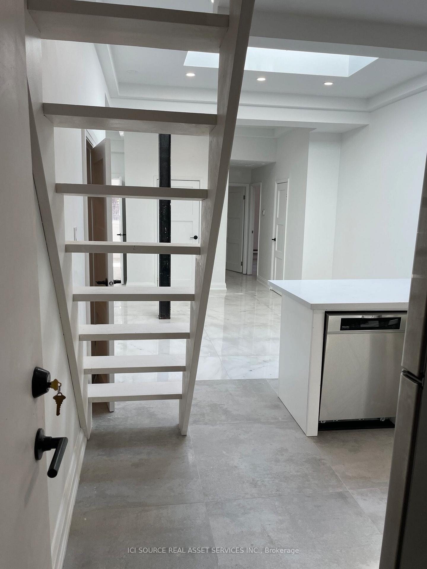 Photo 3 of Unit 3, 754 Queen Street E, Toronto, South Riverdale — HOMEH