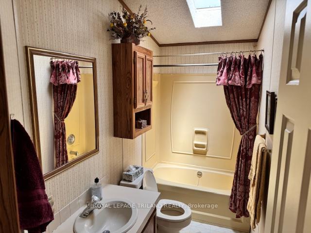 Photo 15 of Unit 10, 200 Agnes Street, Thames Centre, Thorndale — HOMEH
