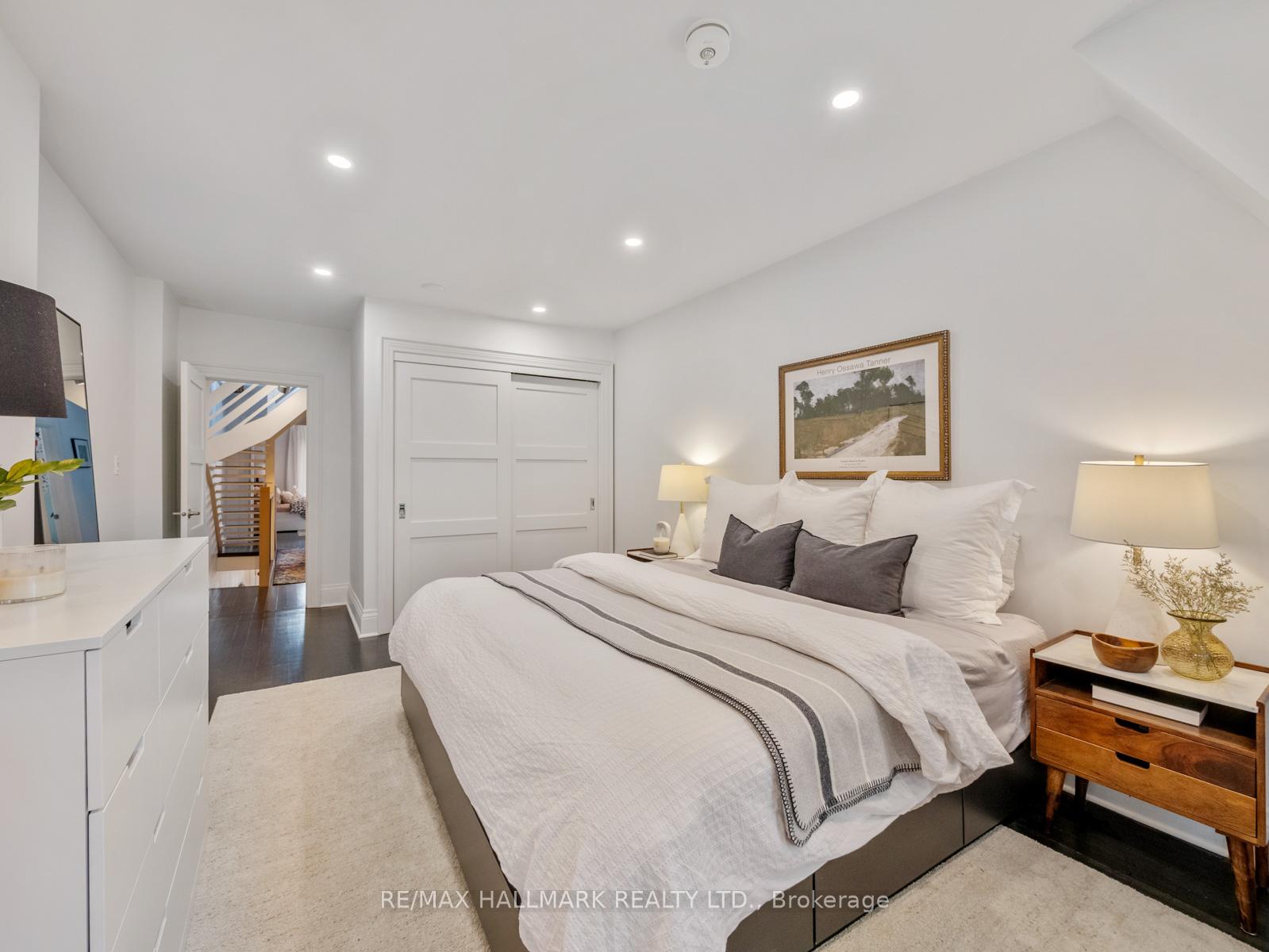 Photo 17 of 28 Sproat Avenue, Toronto, South Riverdale — HOMEH