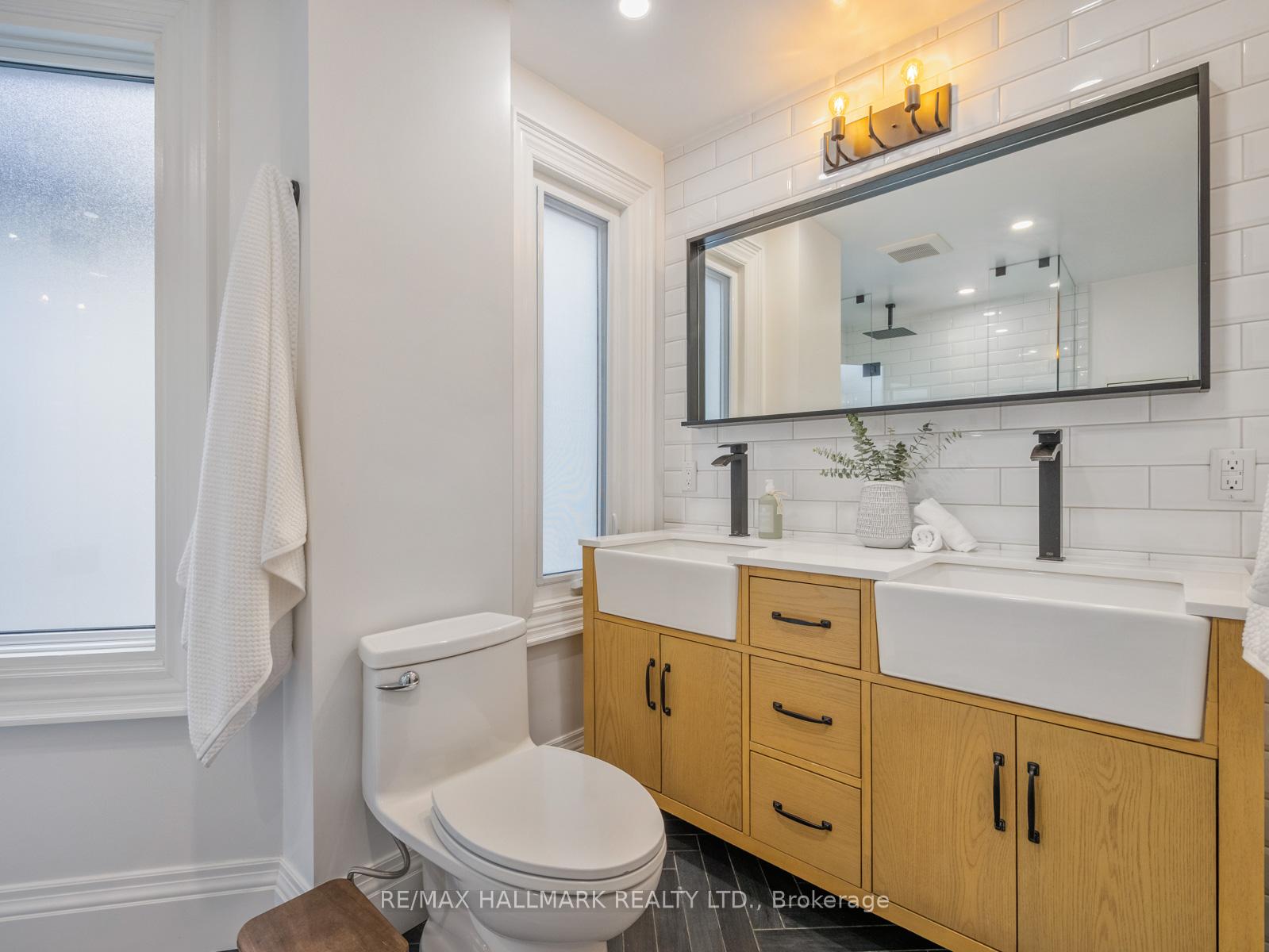 Photo 22 of 28 Sproat Avenue, Toronto, South Riverdale — HOMEH